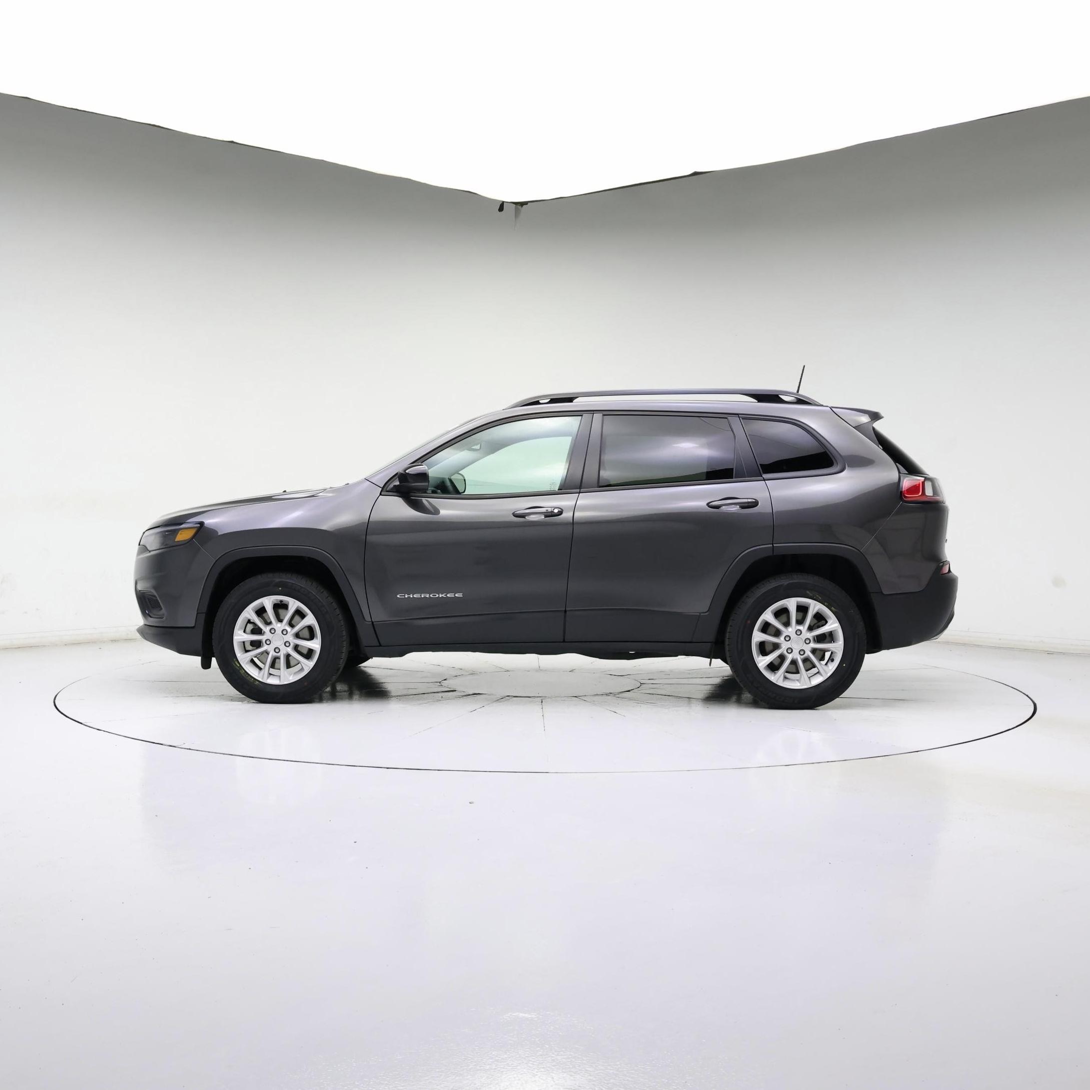 Thumbnail: 2022 Jeep Cherokee - 3