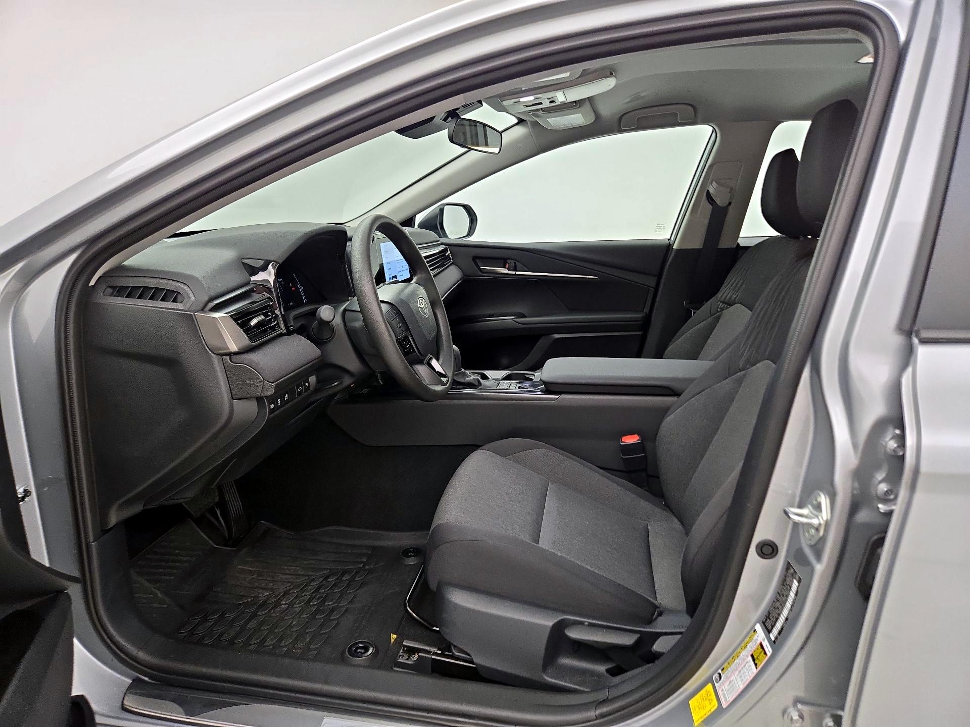 Thumbnail: 2025 Toyota Camry - 11