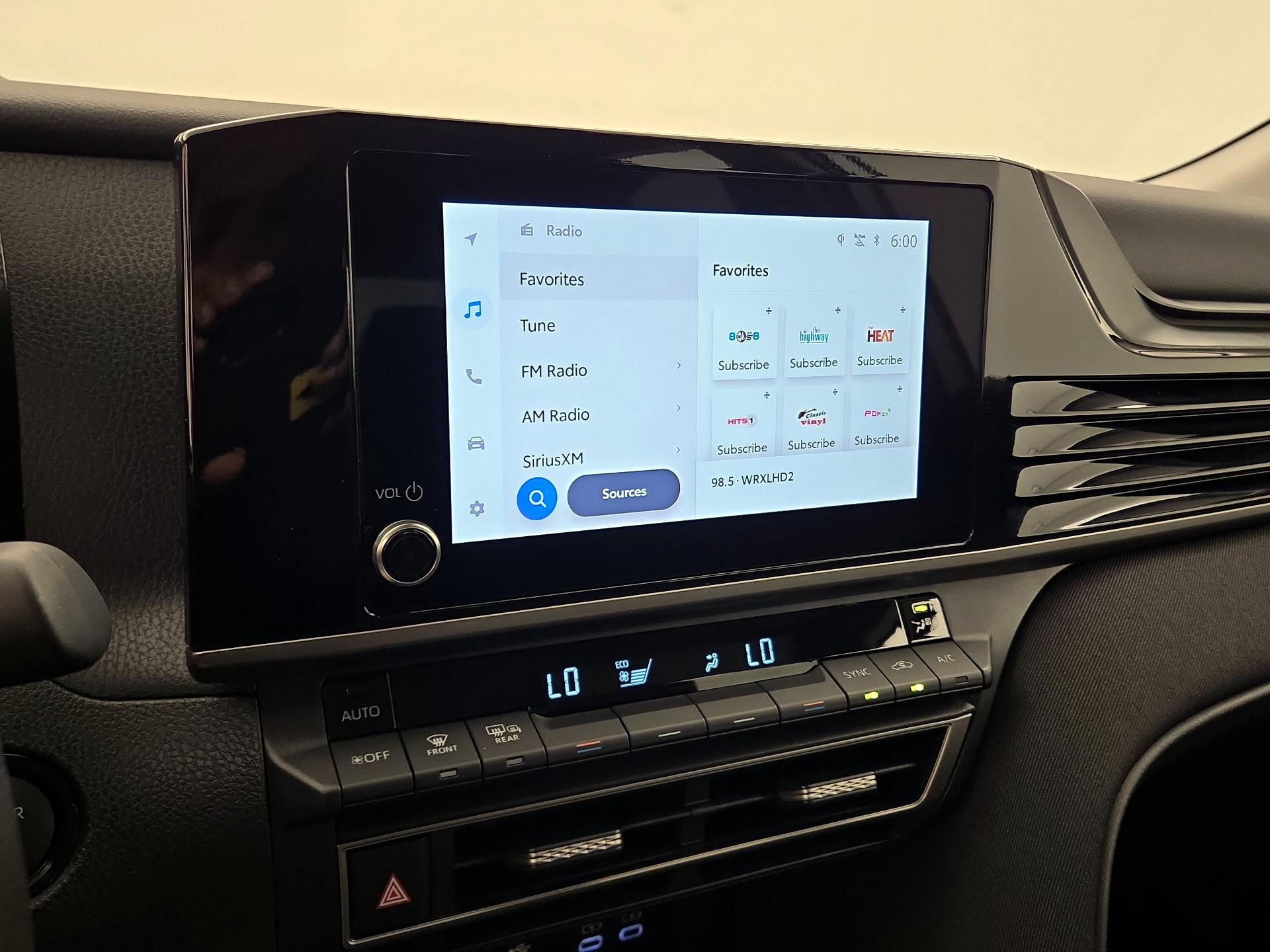 Thumbnail: 2025 Toyota Camry - 15