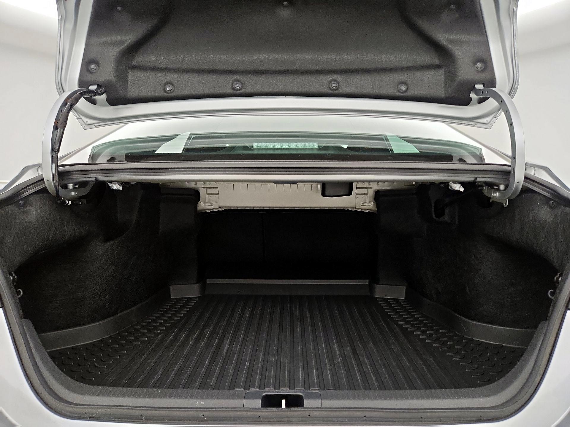 Thumbnail: 2025 Toyota Camry - 19