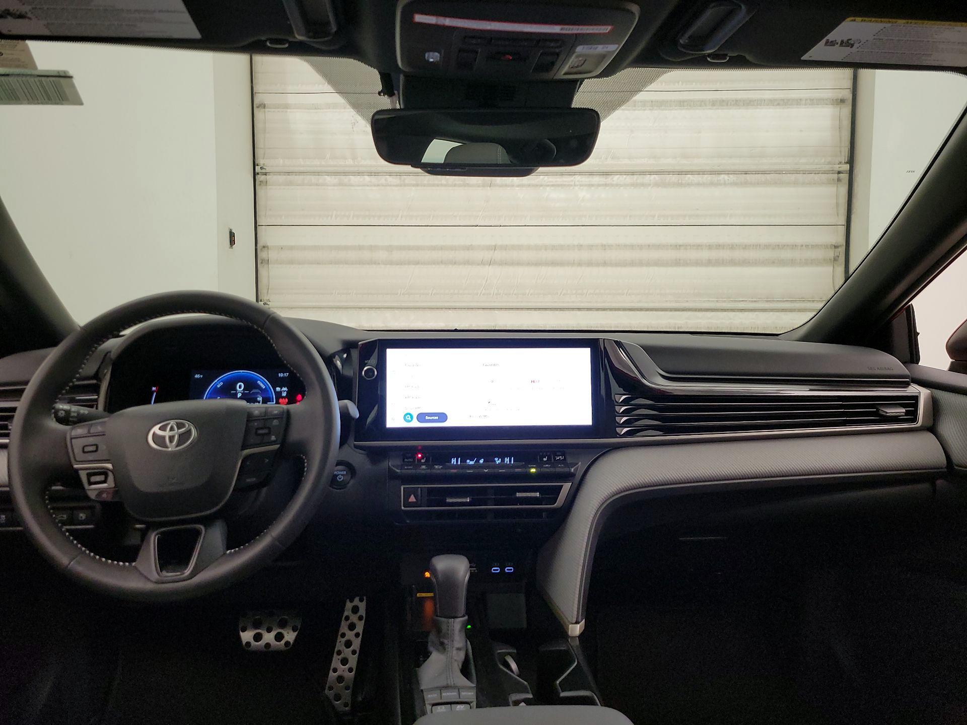 Thumbnail: 2025 Toyota Camry - 9