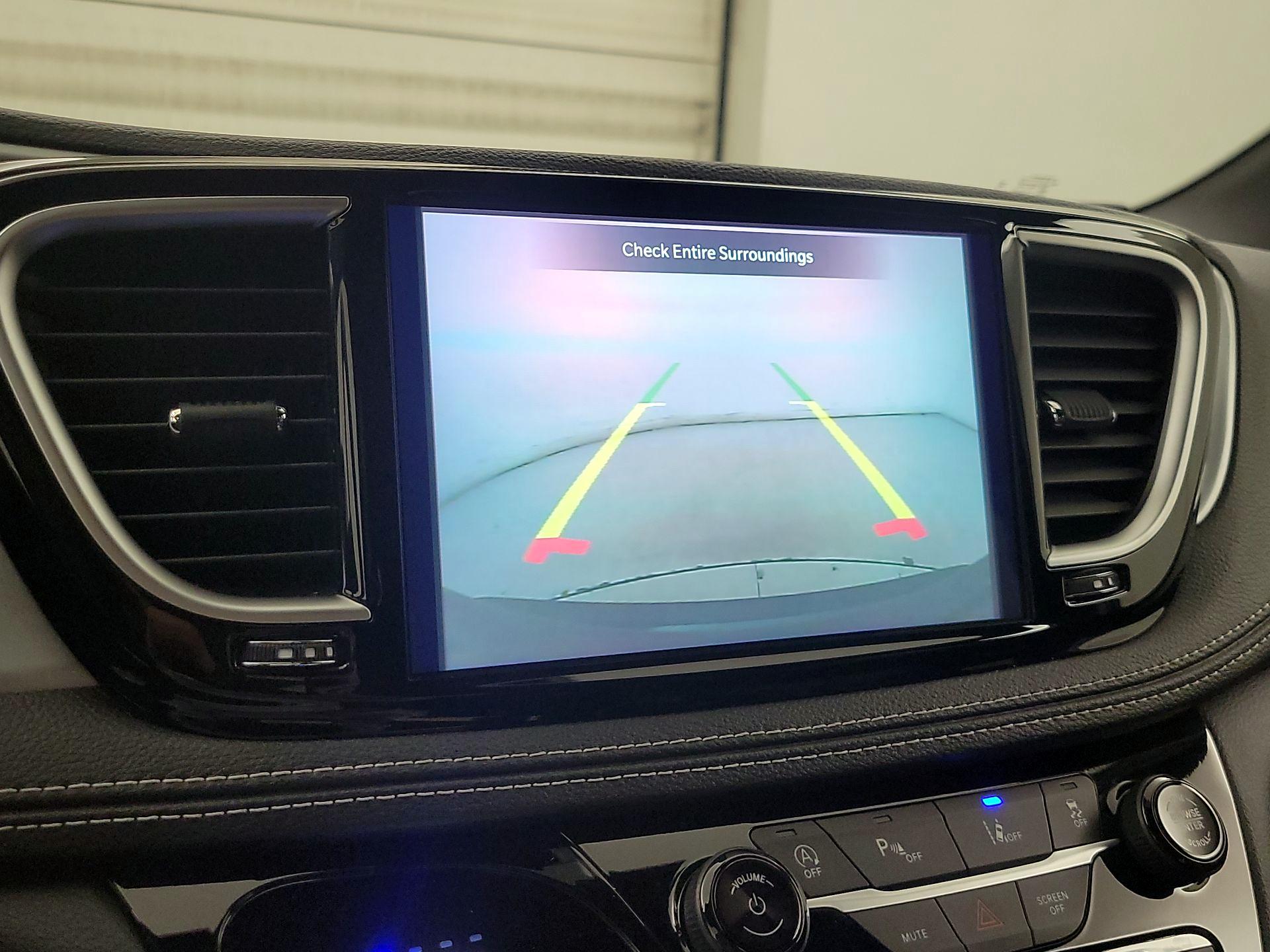 Thumbnail: 2025 Chrysler Pacifica - 15