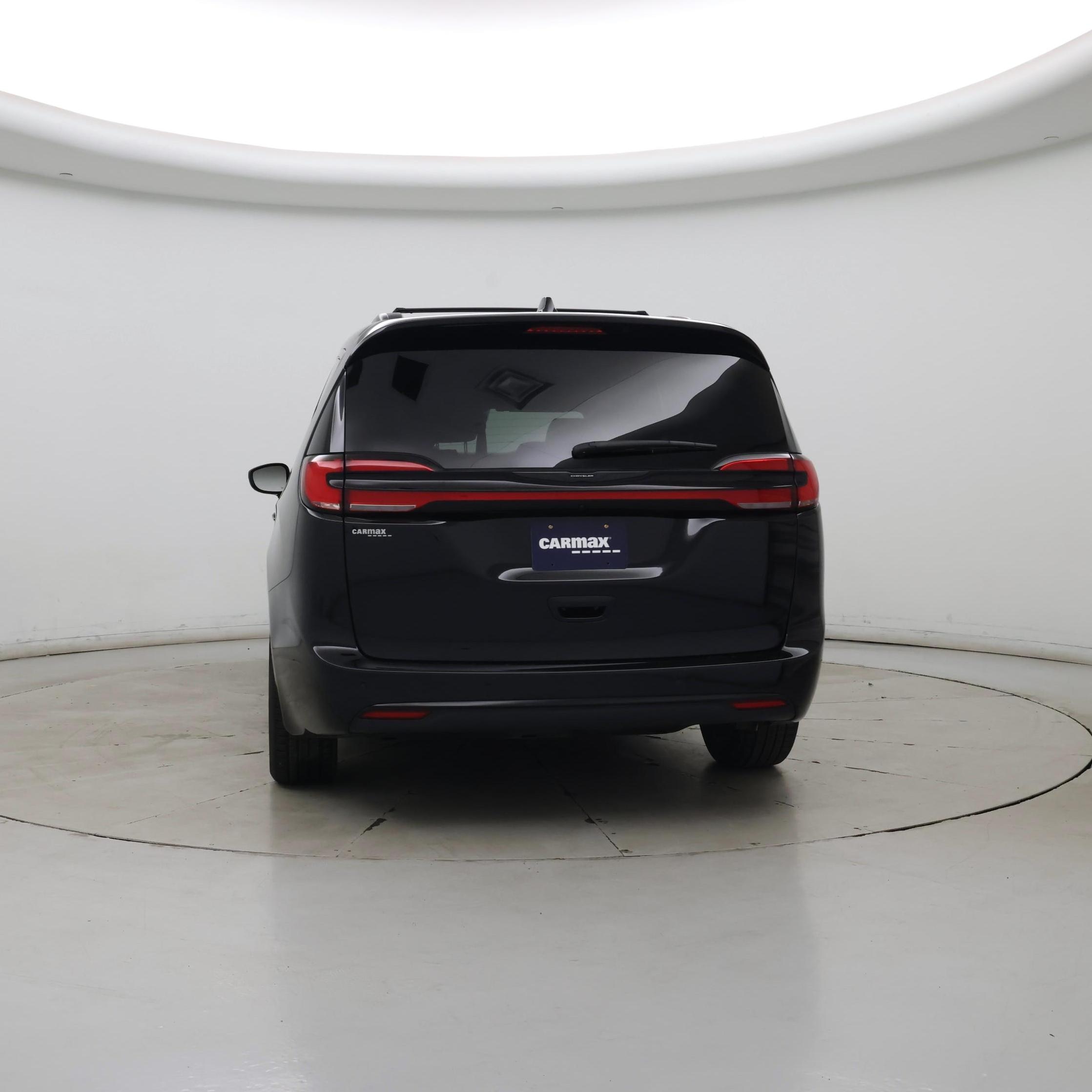 Thumbnail: 2025 Chrysler Pacifica - 6