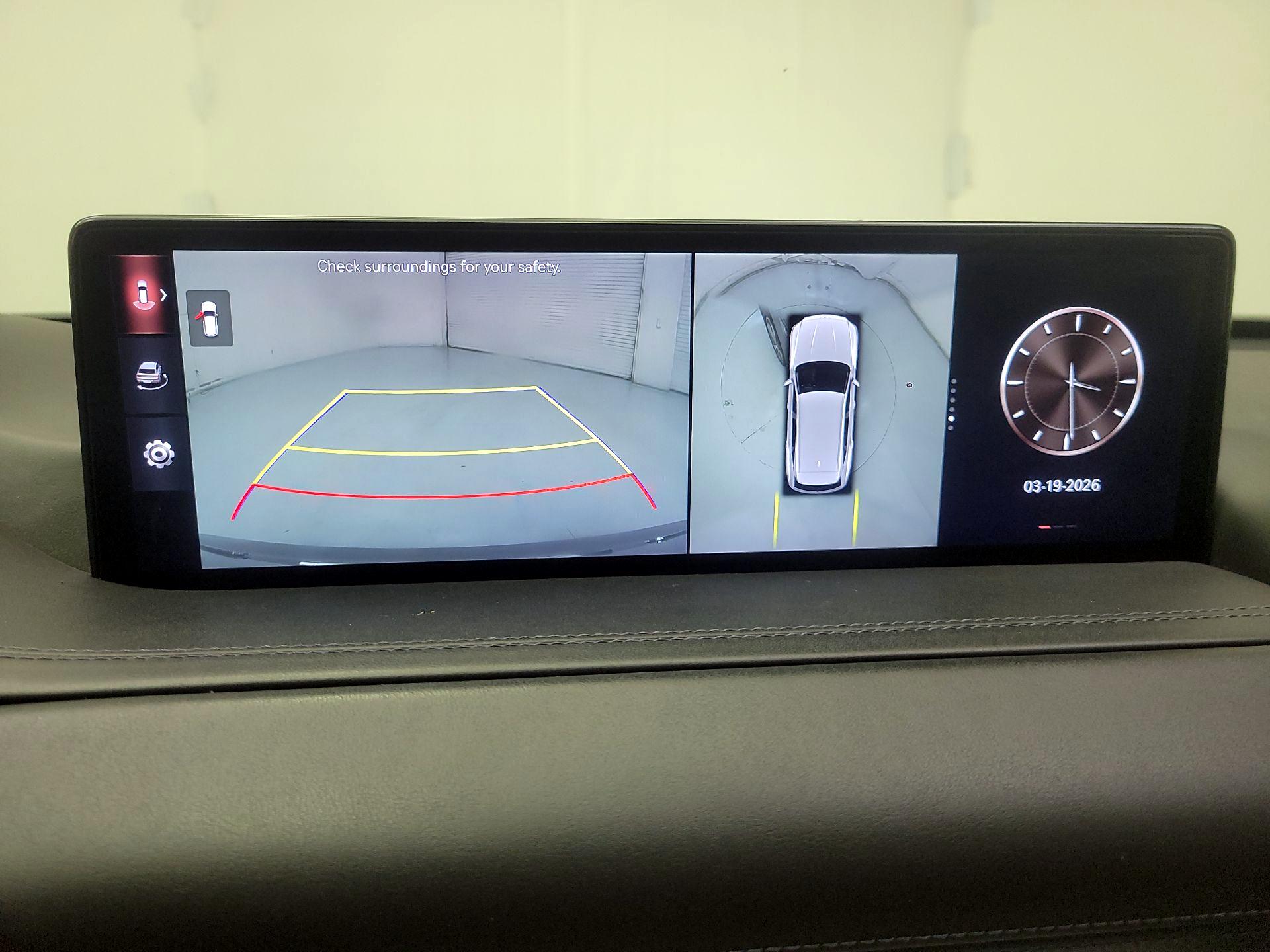 Thumbnail: 2021 Genesis GV80 - 13