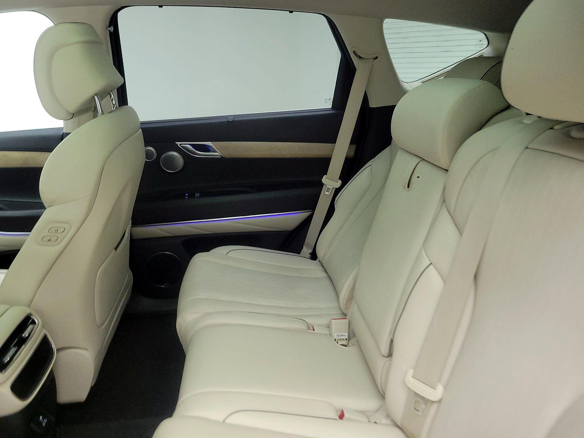 Thumbnail: 2021 Genesis GV80 - 19