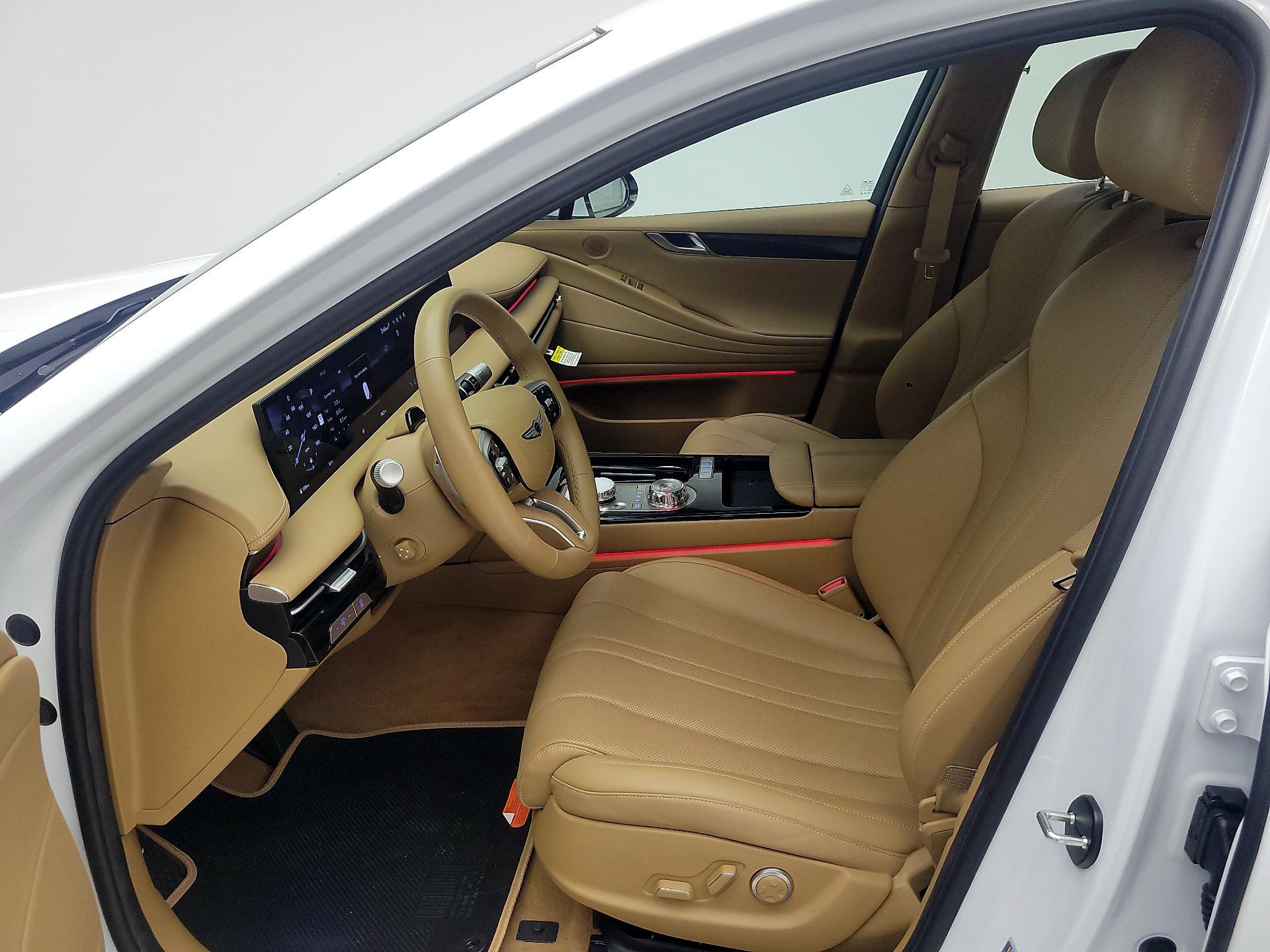 Thumbnail: 2025 Genesis G80 - 9