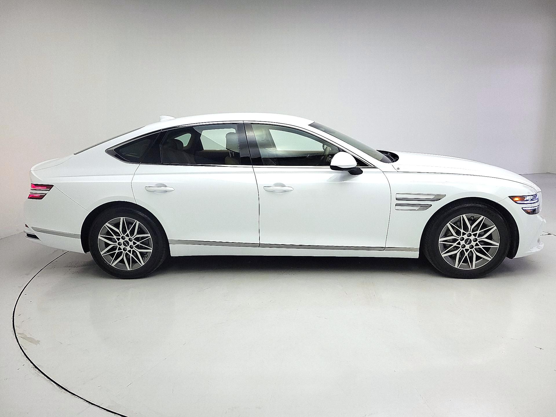 Thumbnail: 2025 Genesis G80 - 4