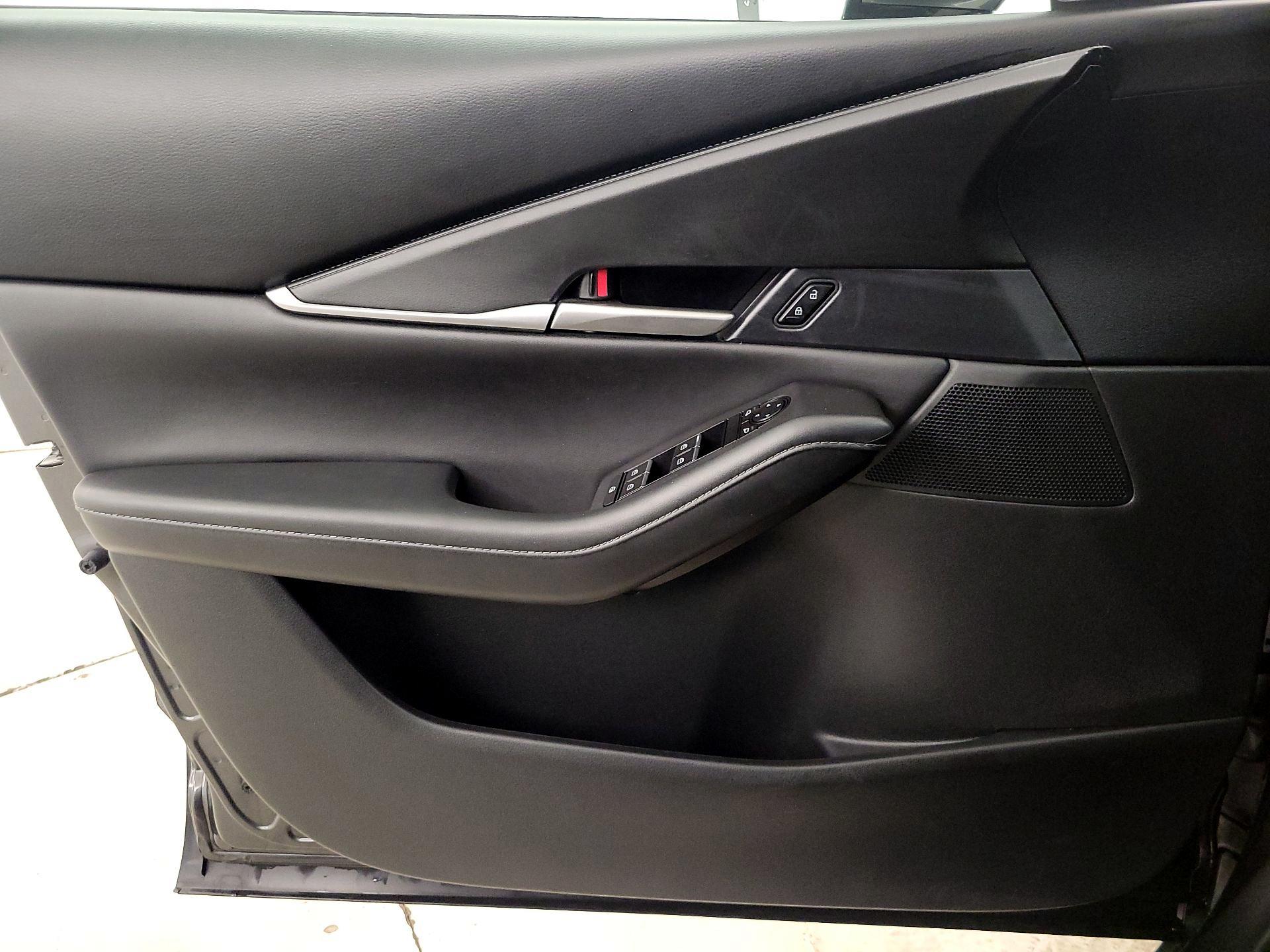 Thumbnail: 2023 Mazda CX-30 - 12