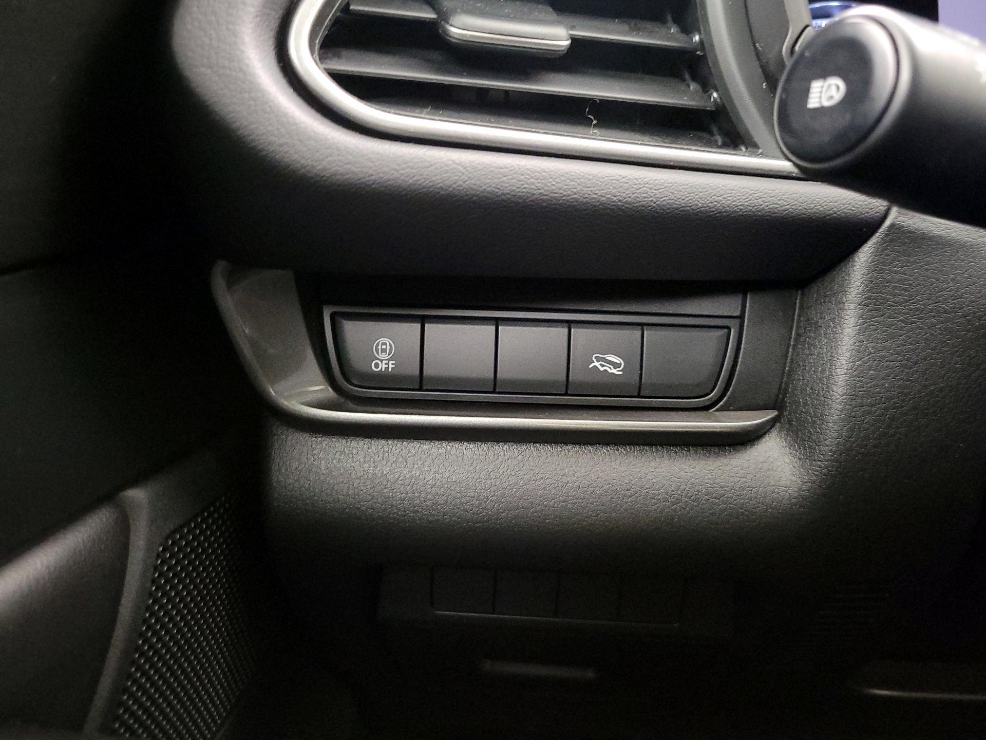 Thumbnail: 2023 Mazda CX-30 - 13