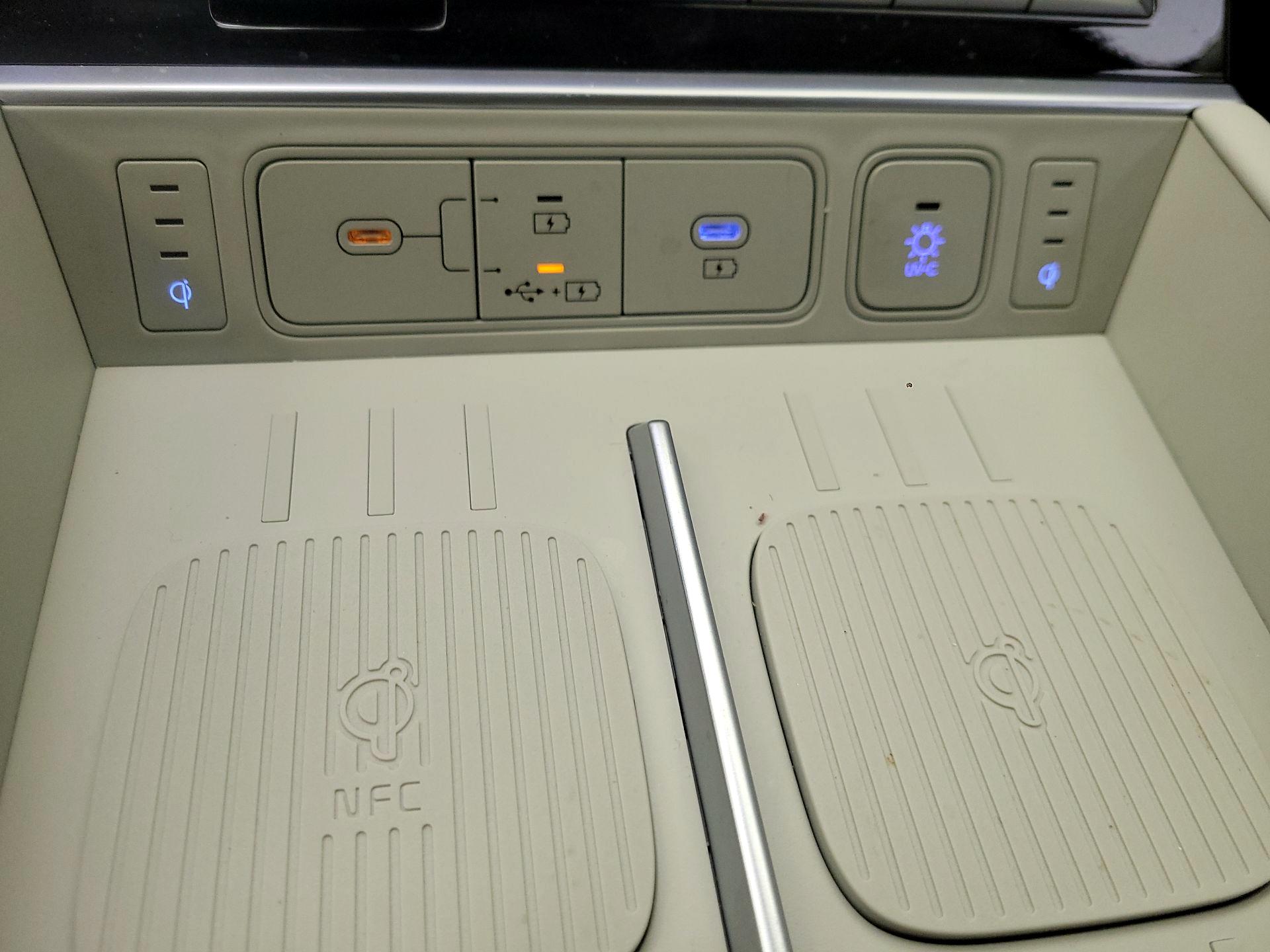 Thumbnail: 2024 Hyundai Santa Fe - 17