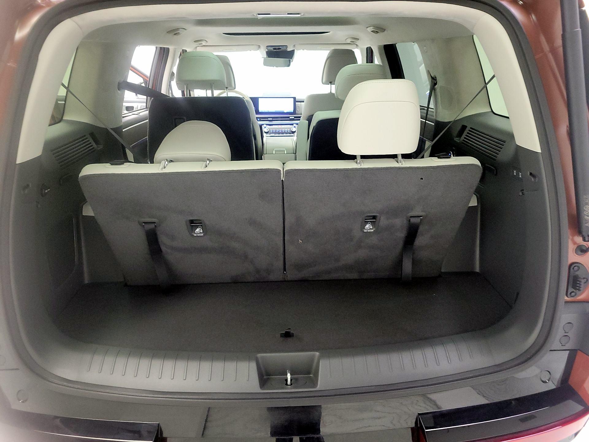 Thumbnail: 2024 Hyundai Santa Fe - 20