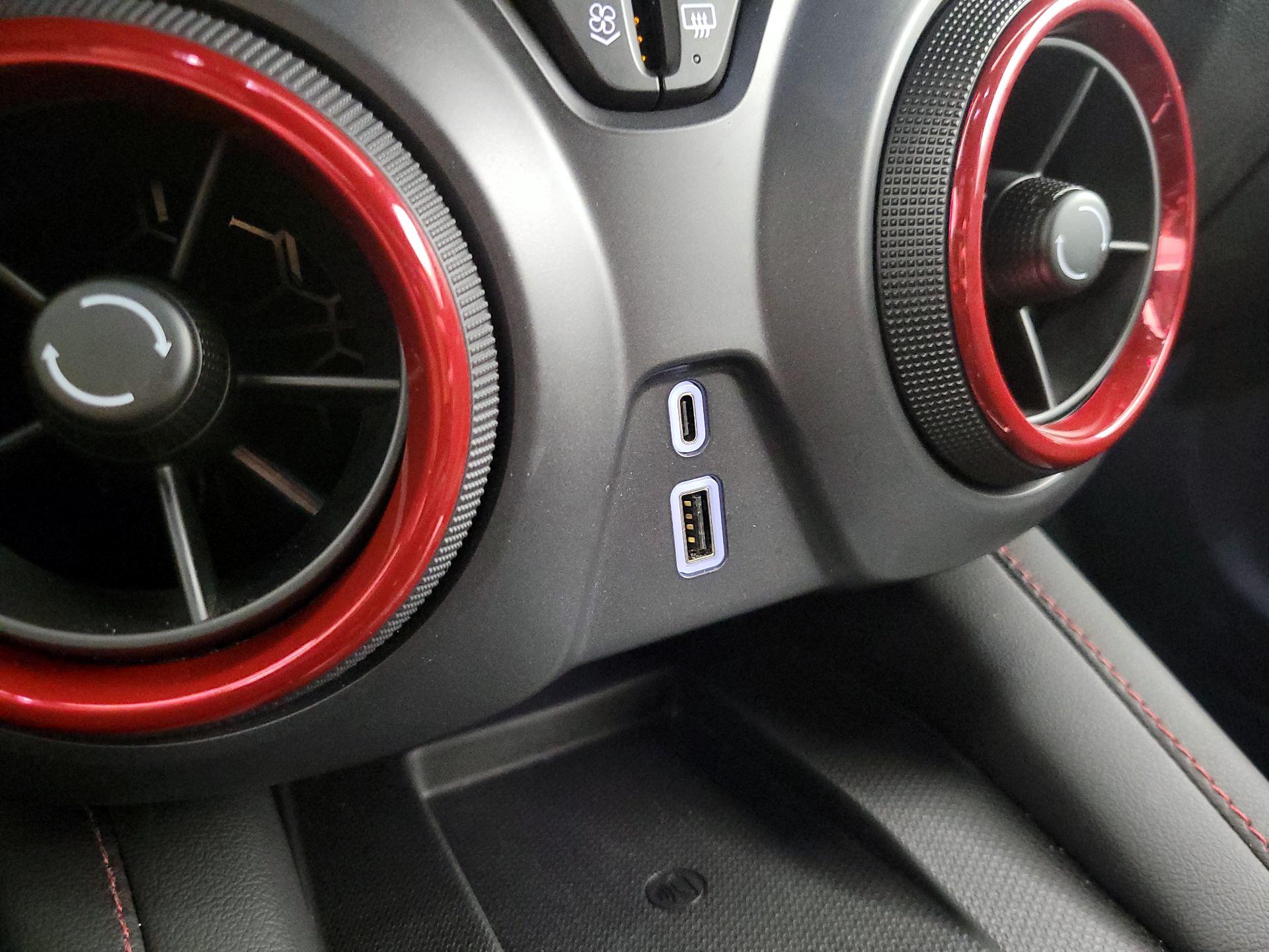 Thumbnail: 2025 Chevrolet Blazer - 19