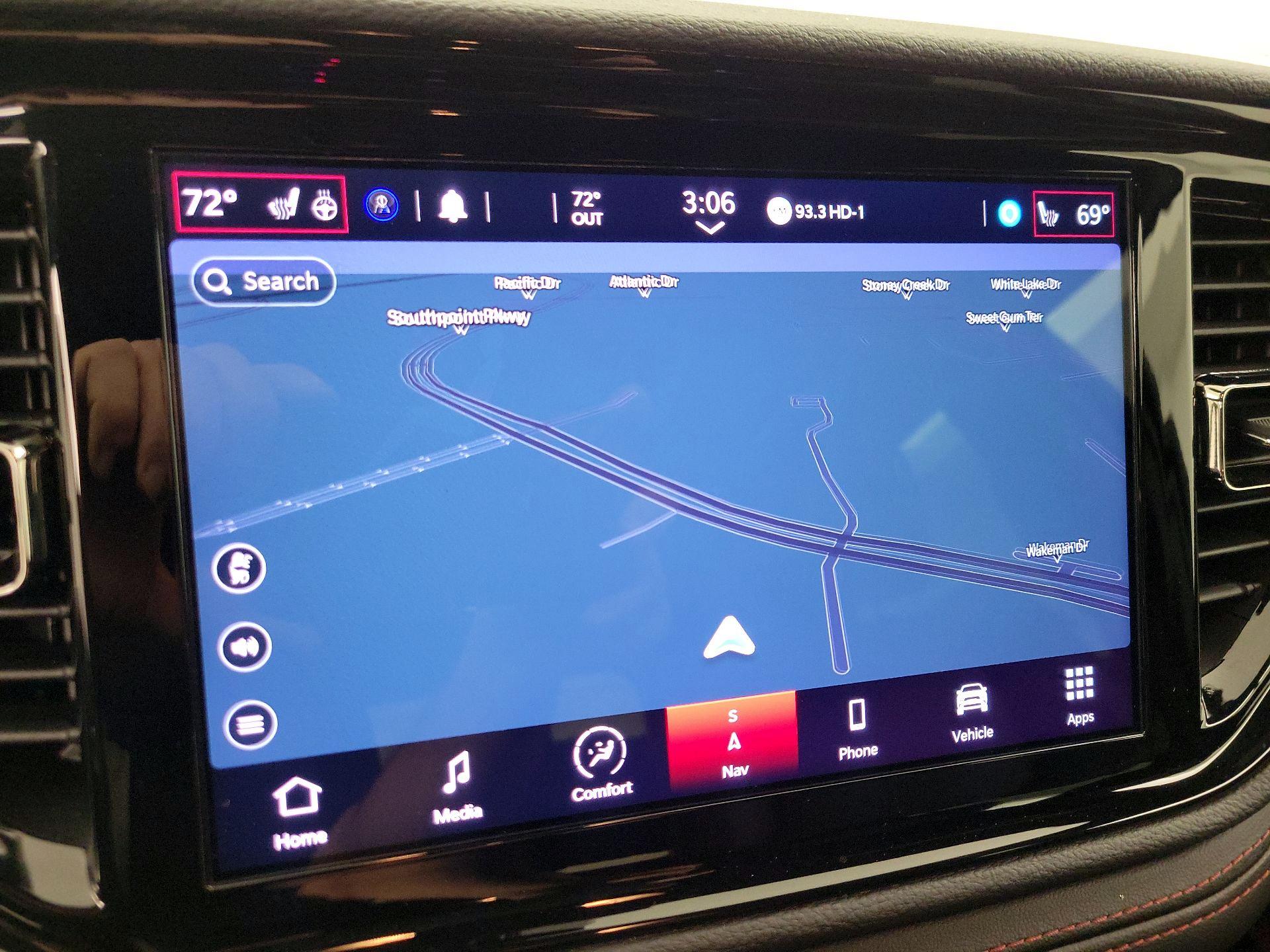 Thumbnail: 2022 Dodge Durango - 14