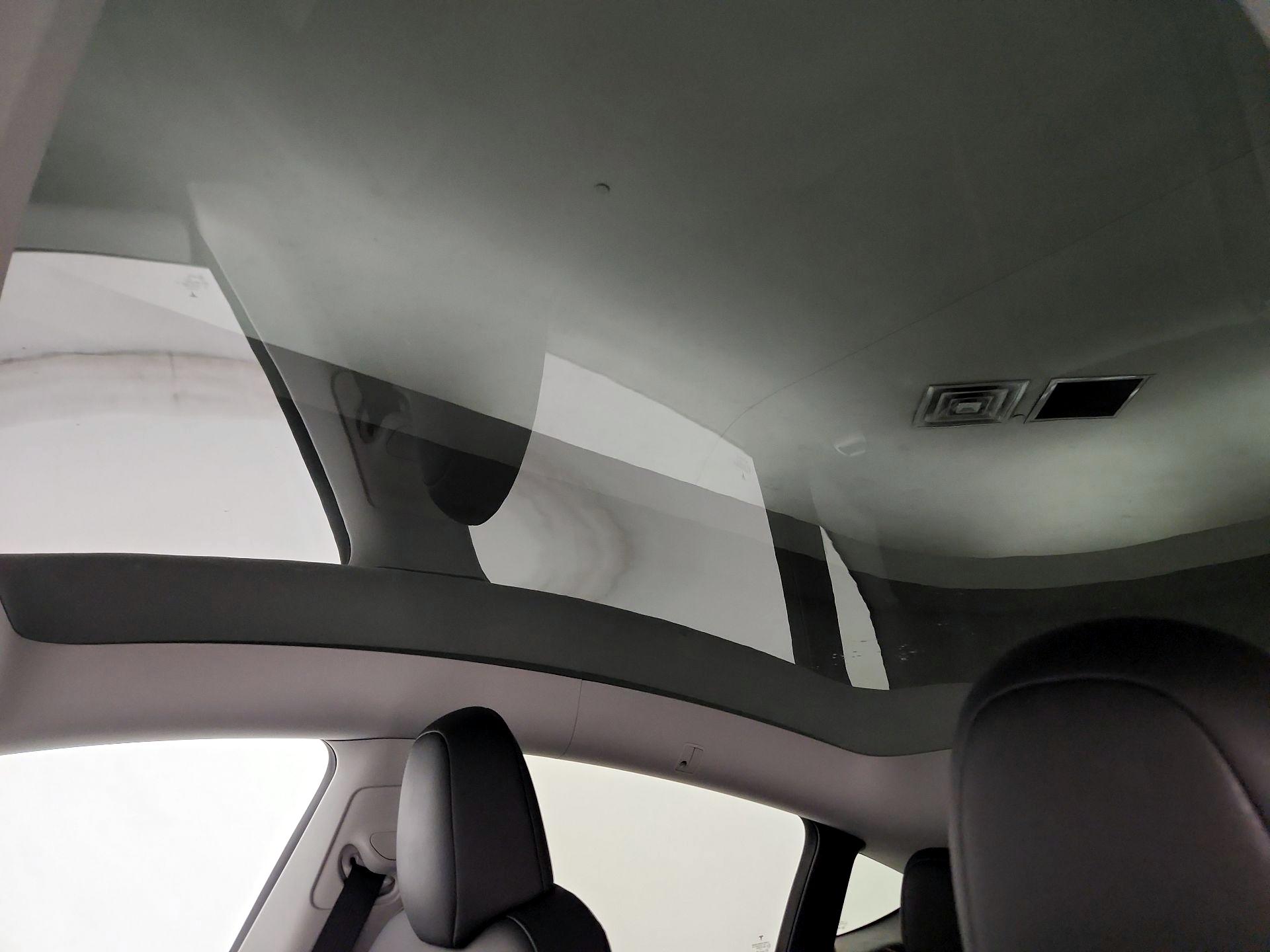 Thumbnail: 2023 Tesla Model Y - 18