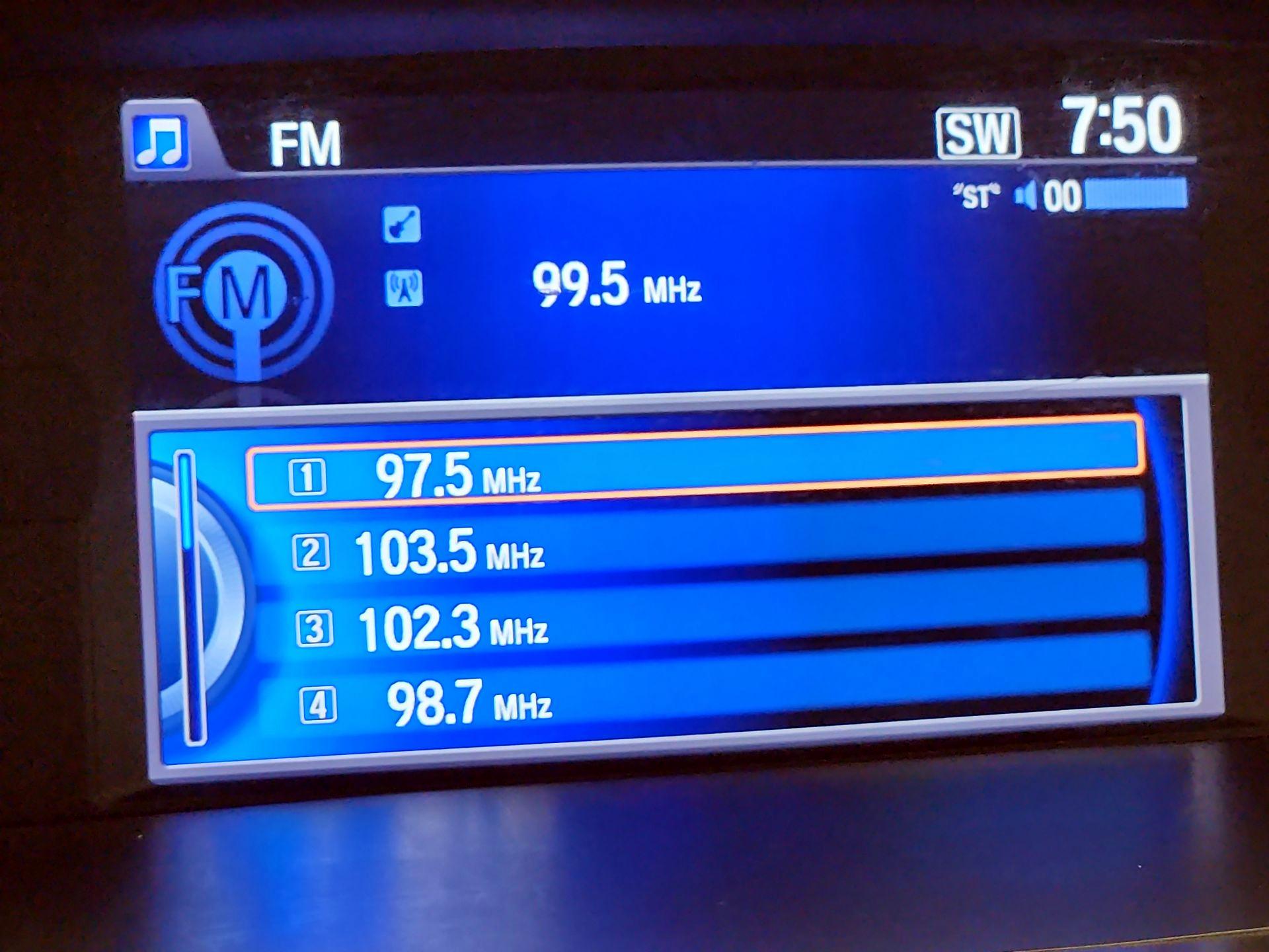 Thumbnail: 2014 Honda Odyssey - 16