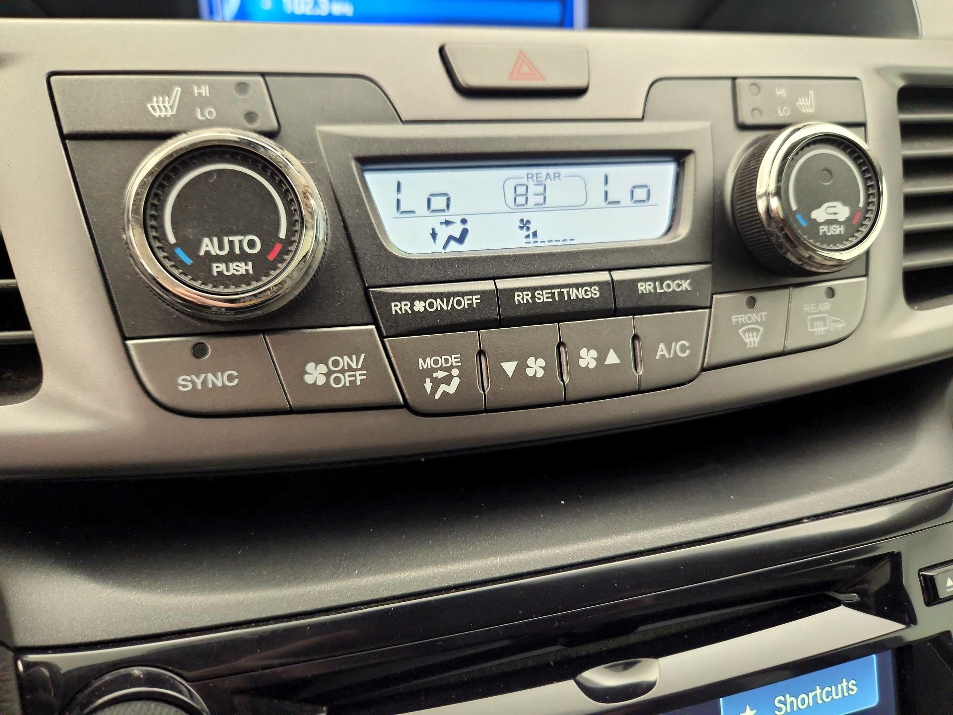 Thumbnail: 2014 Honda Odyssey - 17