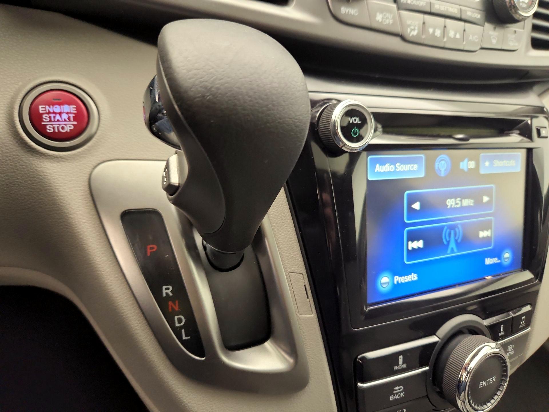 Thumbnail: 2014 Honda Odyssey - 18