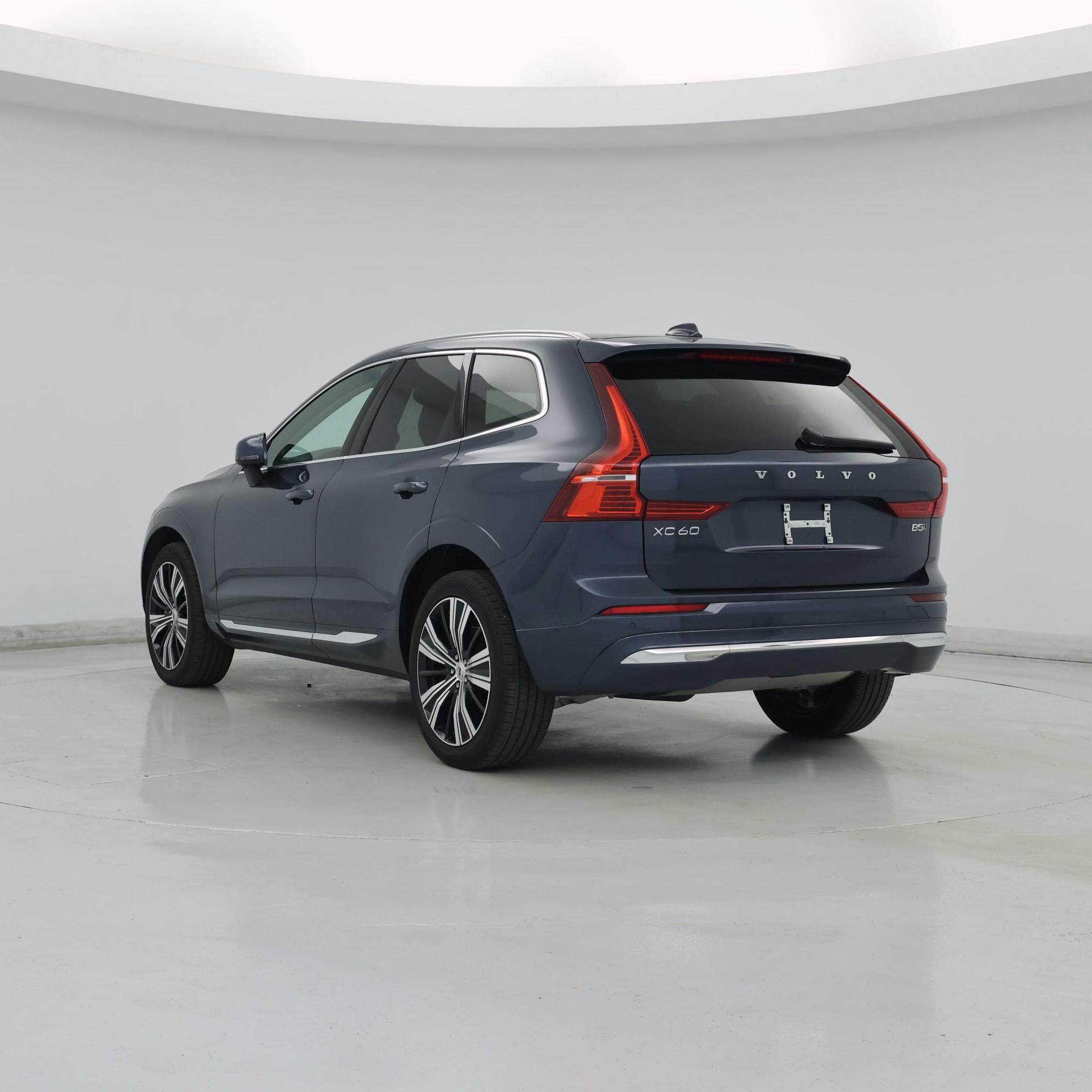 Thumbnail: 2023 Volvo XC60 - 2