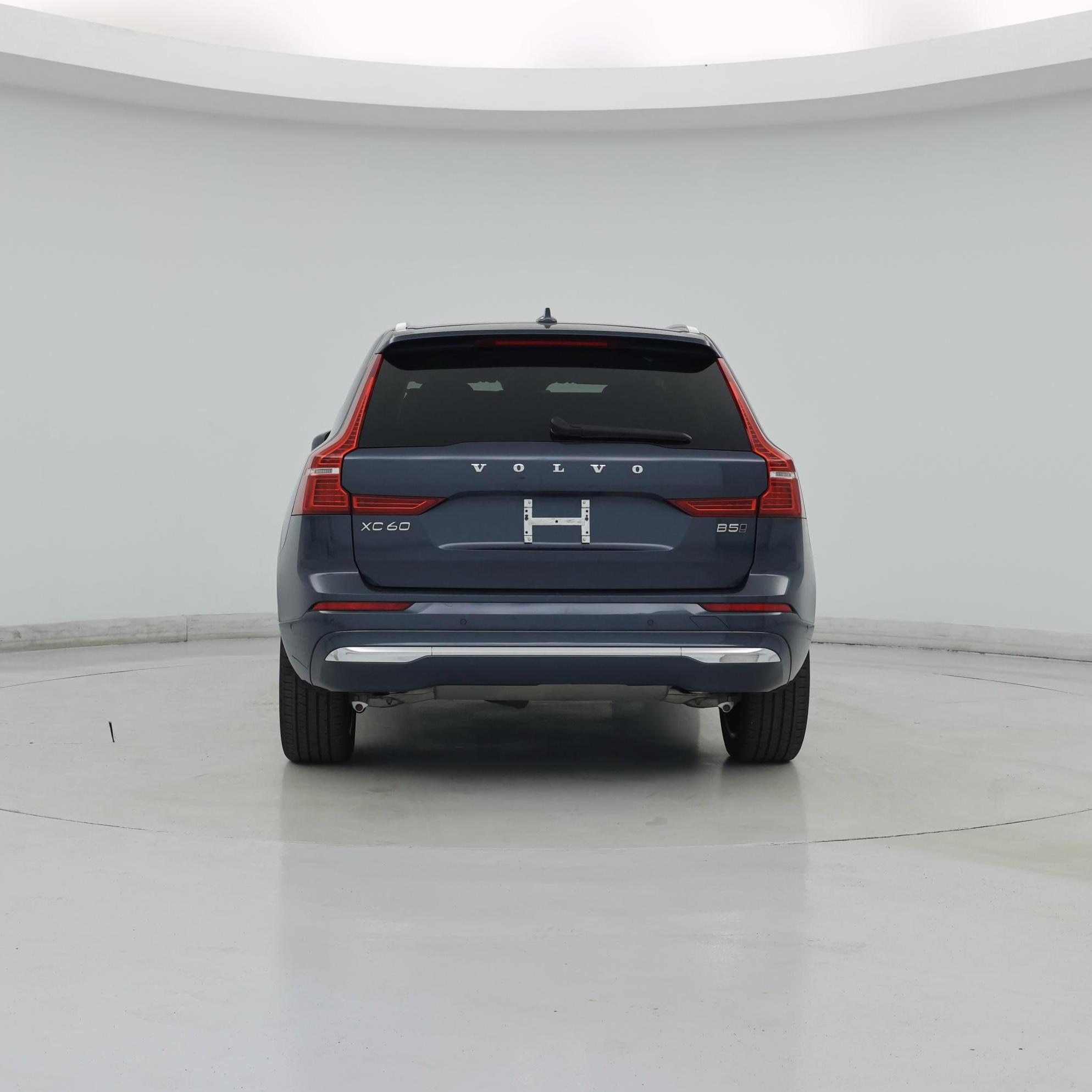 Thumbnail: 2023 Volvo XC60 - 6