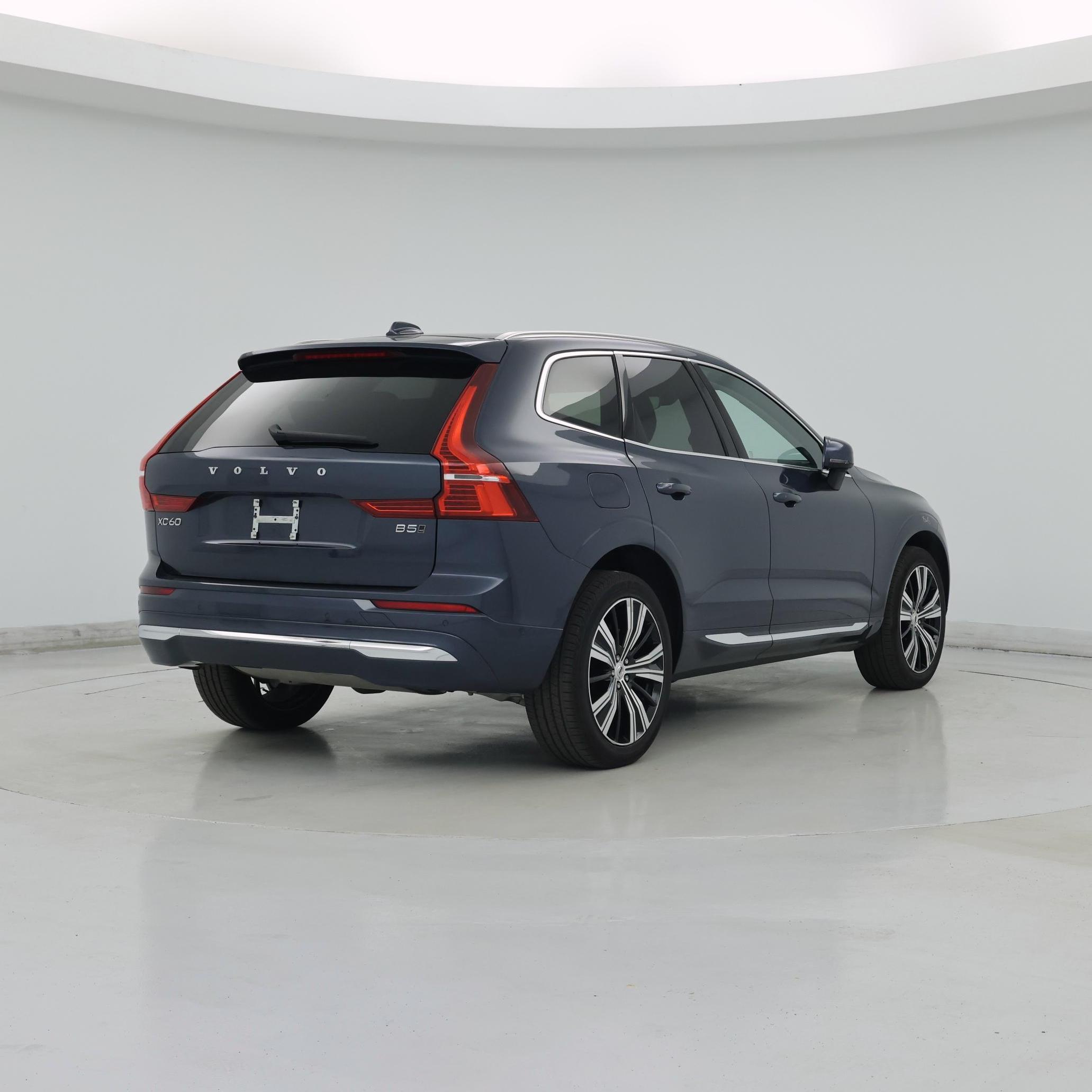 Thumbnail: 2023 Volvo XC60 - 8