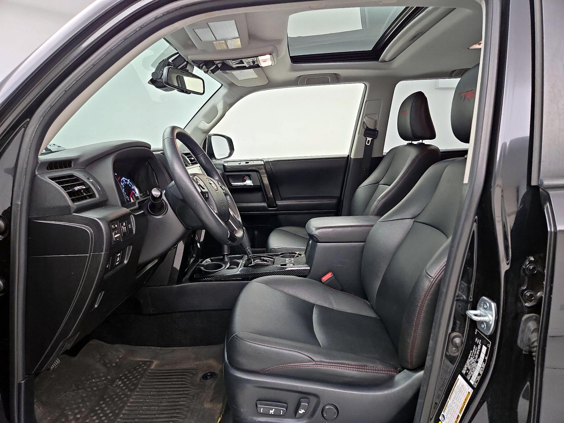 Thumbnail: 2020 Toyota 4Runner - 11