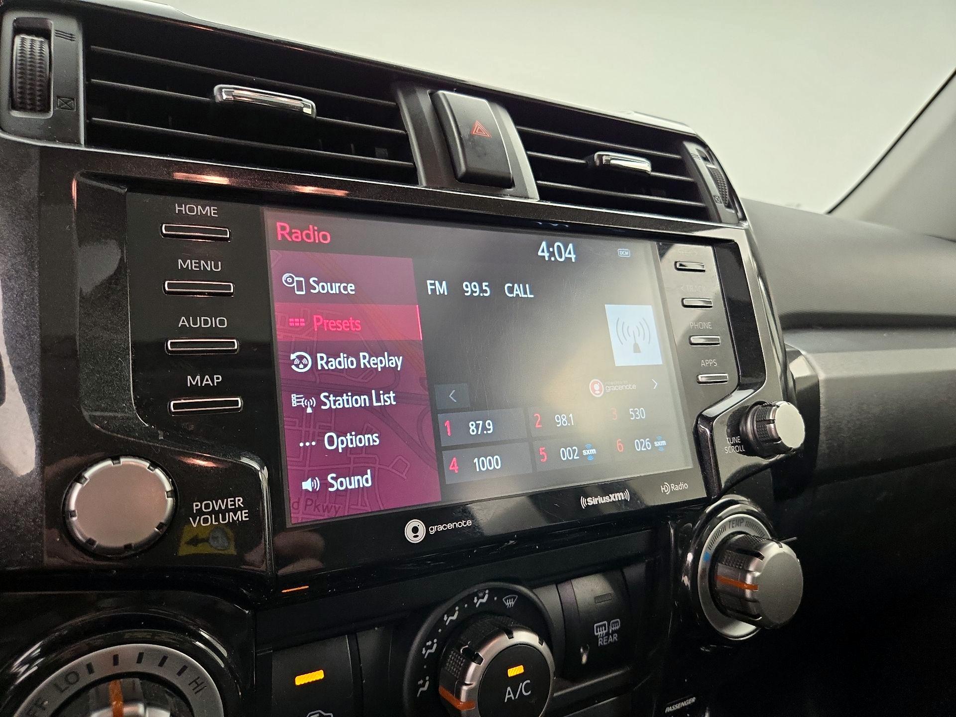 Thumbnail: 2020 Toyota 4Runner - 16