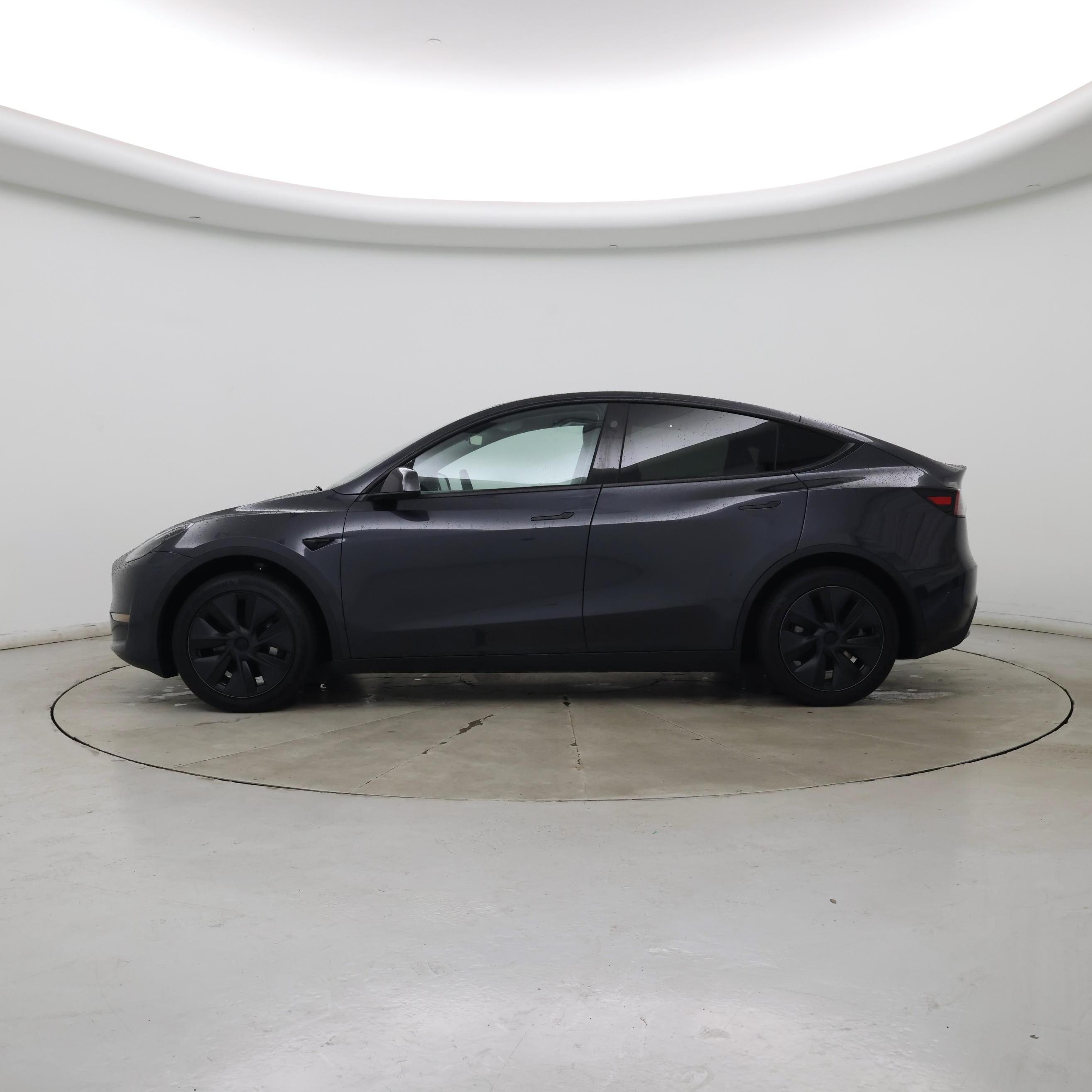 Thumbnail: 2024 Tesla Model Y - 3