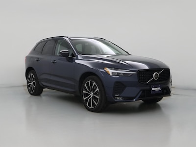 2024 Volvo XC60 B5 Ultimate Dark Theme