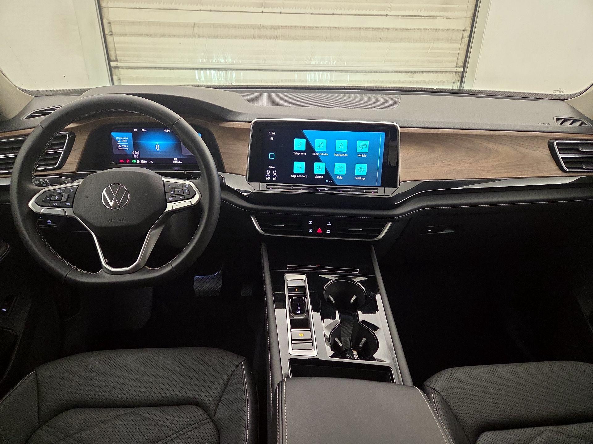 Thumbnail: 2025 Volkswagen Atlas - 9