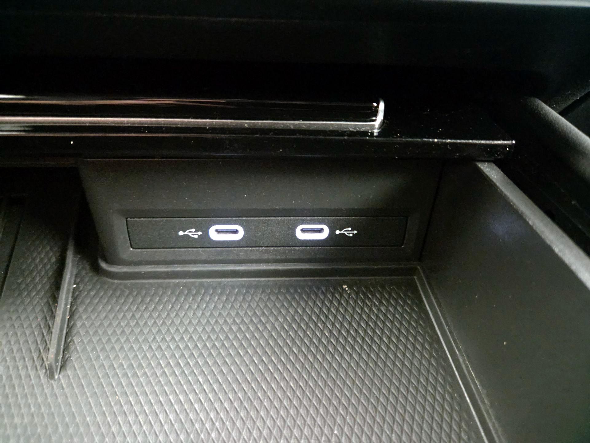 Thumbnail: 2025 Volkswagen Atlas - 18