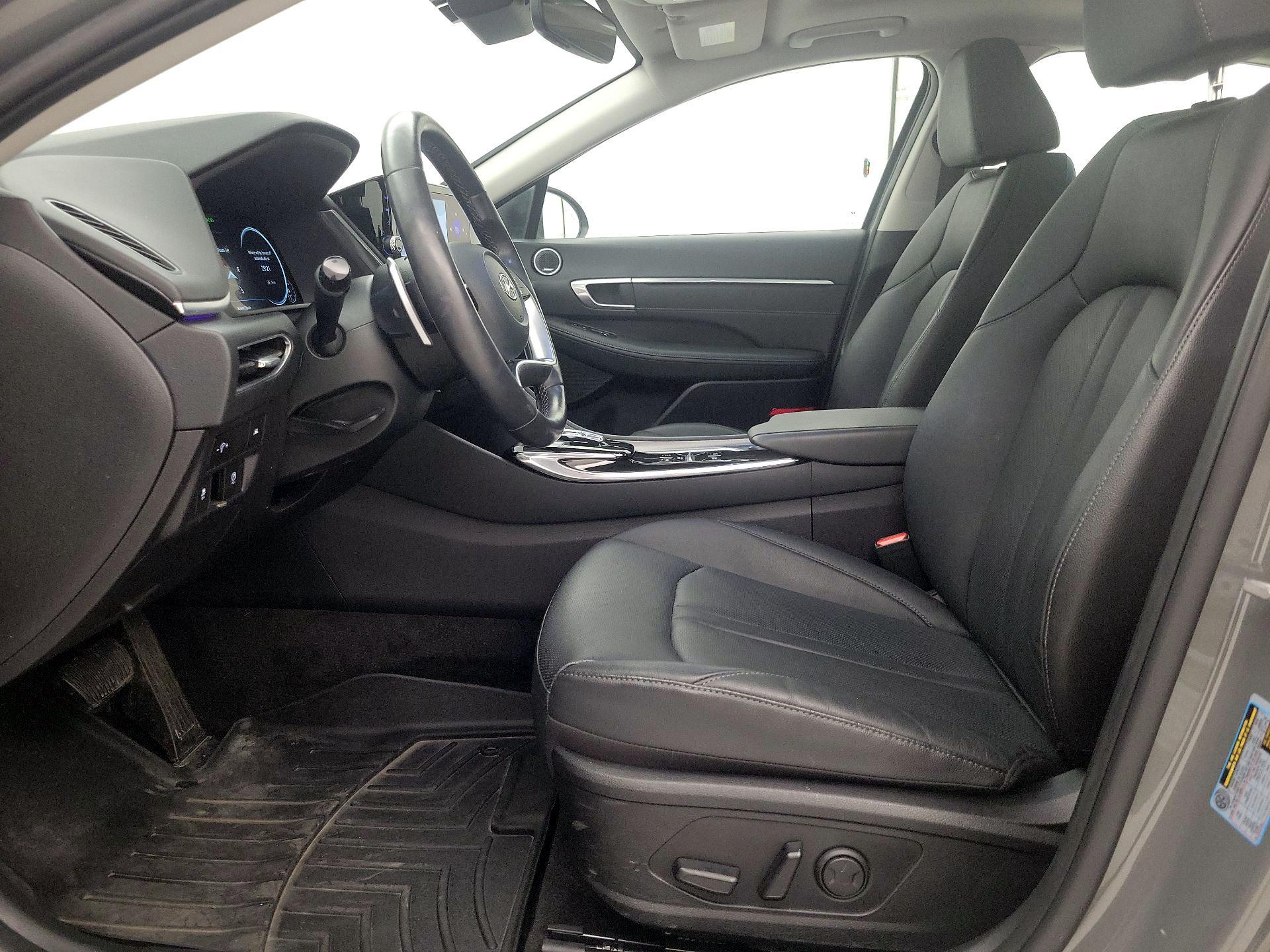 Thumbnail: 2023 Hyundai Sonata - 9