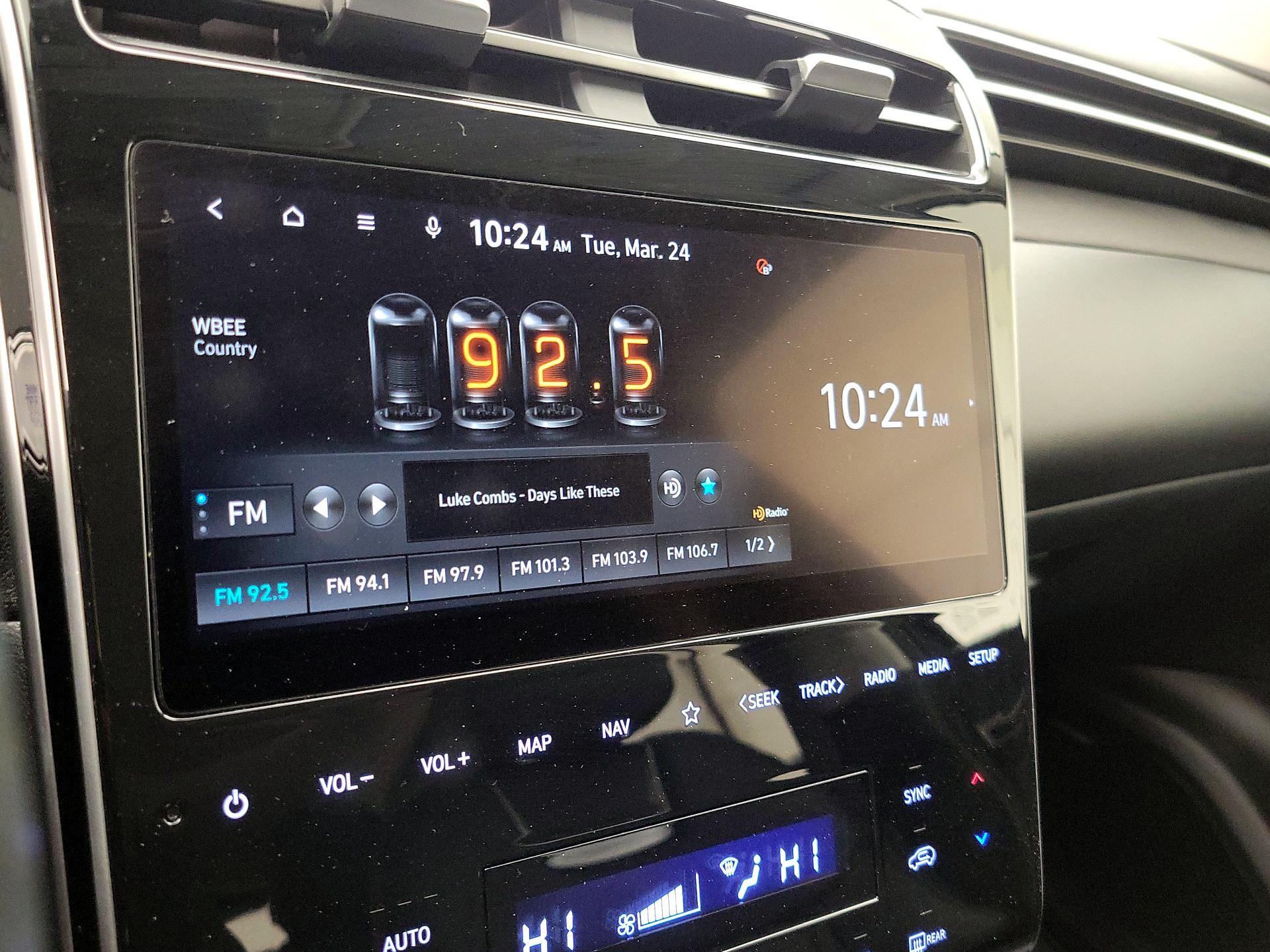 Thumbnail: 2022 Hyundai Tucson - 16