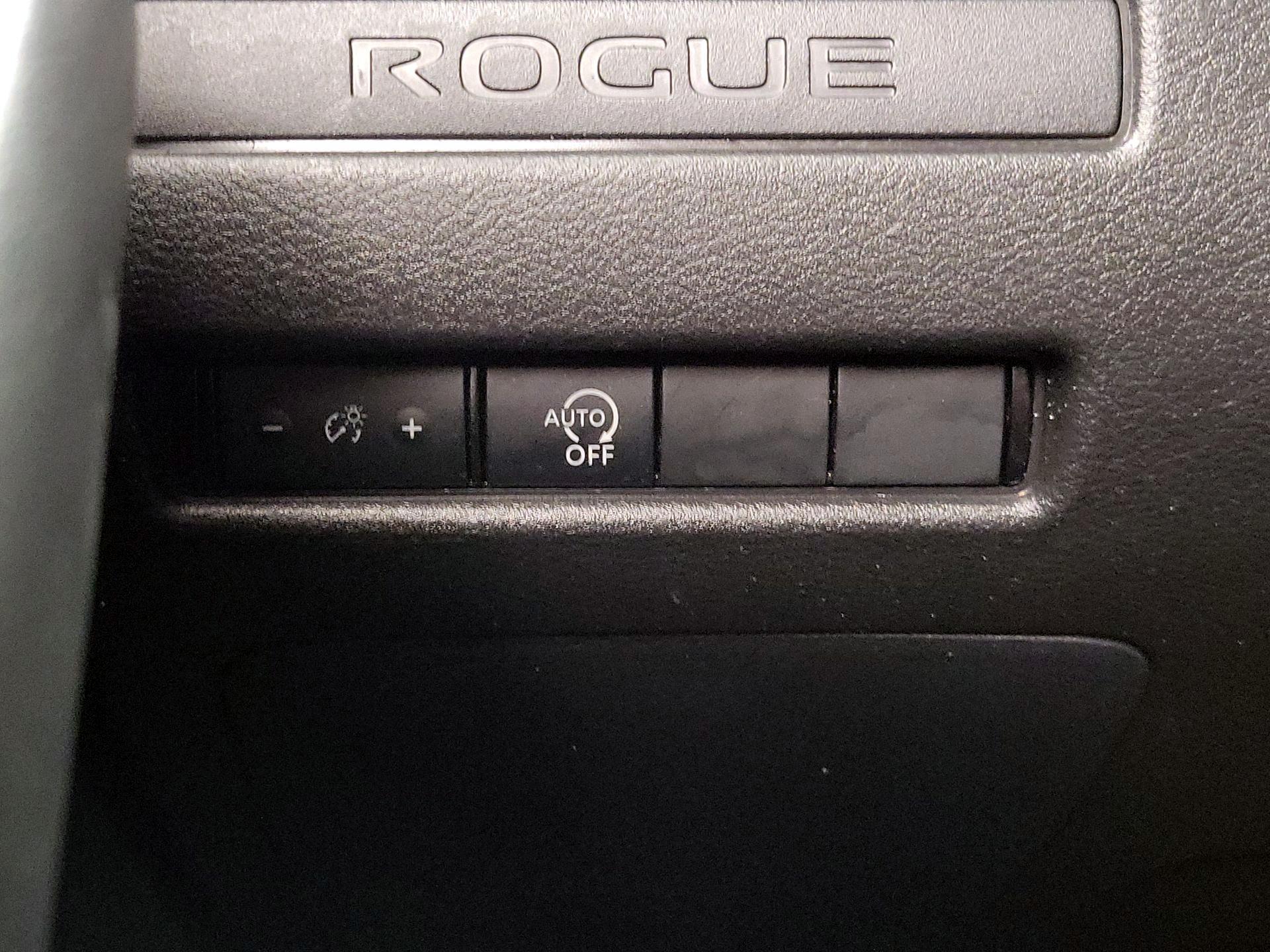 Thumbnail: 2023 Nissan Rogue - 13