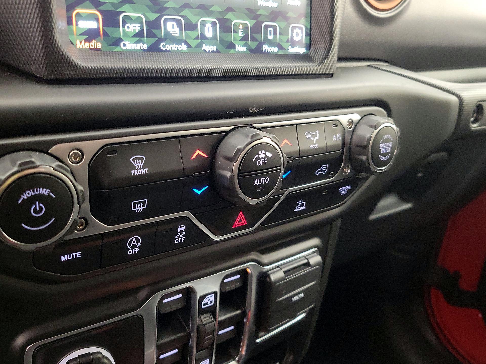 Thumbnail: 2023 Jeep Gladiator - 16