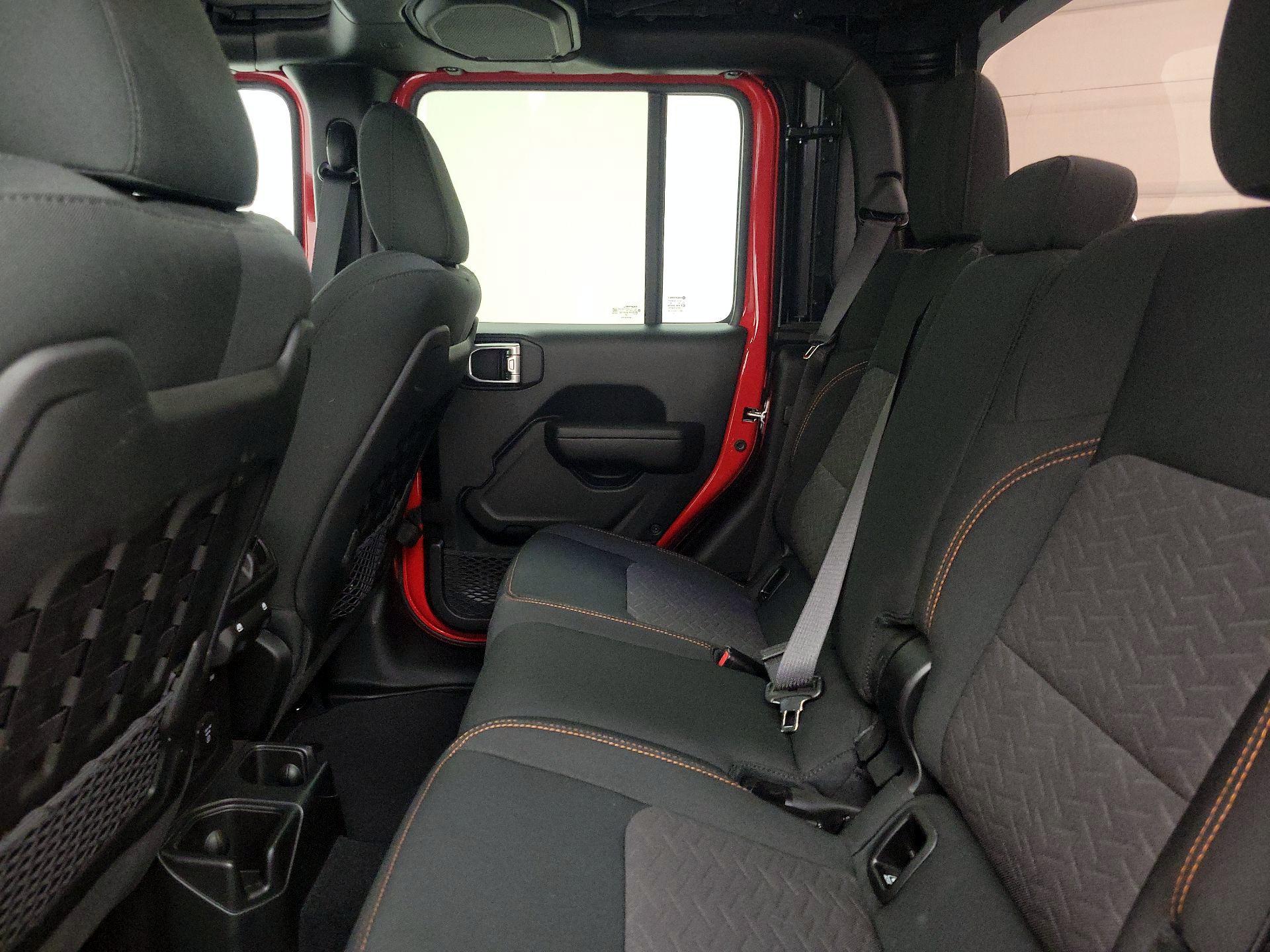 Thumbnail: 2023 Jeep Gladiator - 19