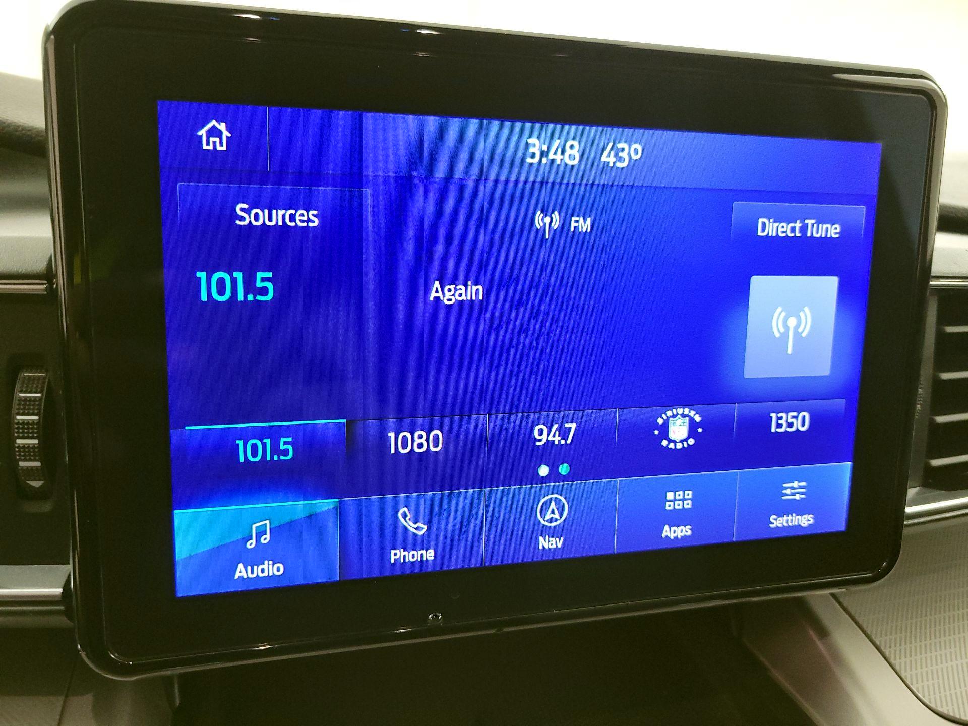 Thumbnail: 2022 Ford Explorer - 16