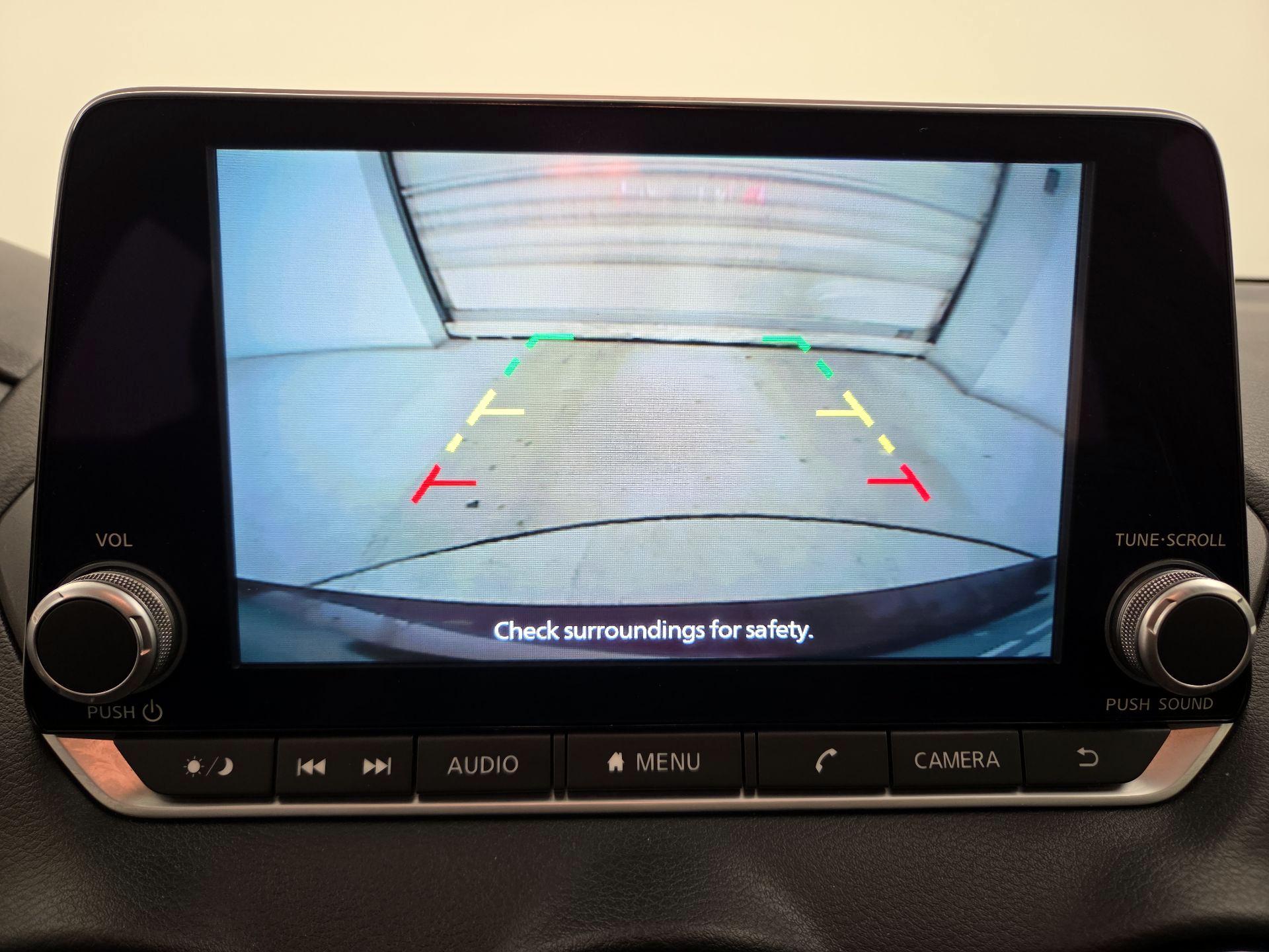 Thumbnail: 2023 Nissan Sentra - 12