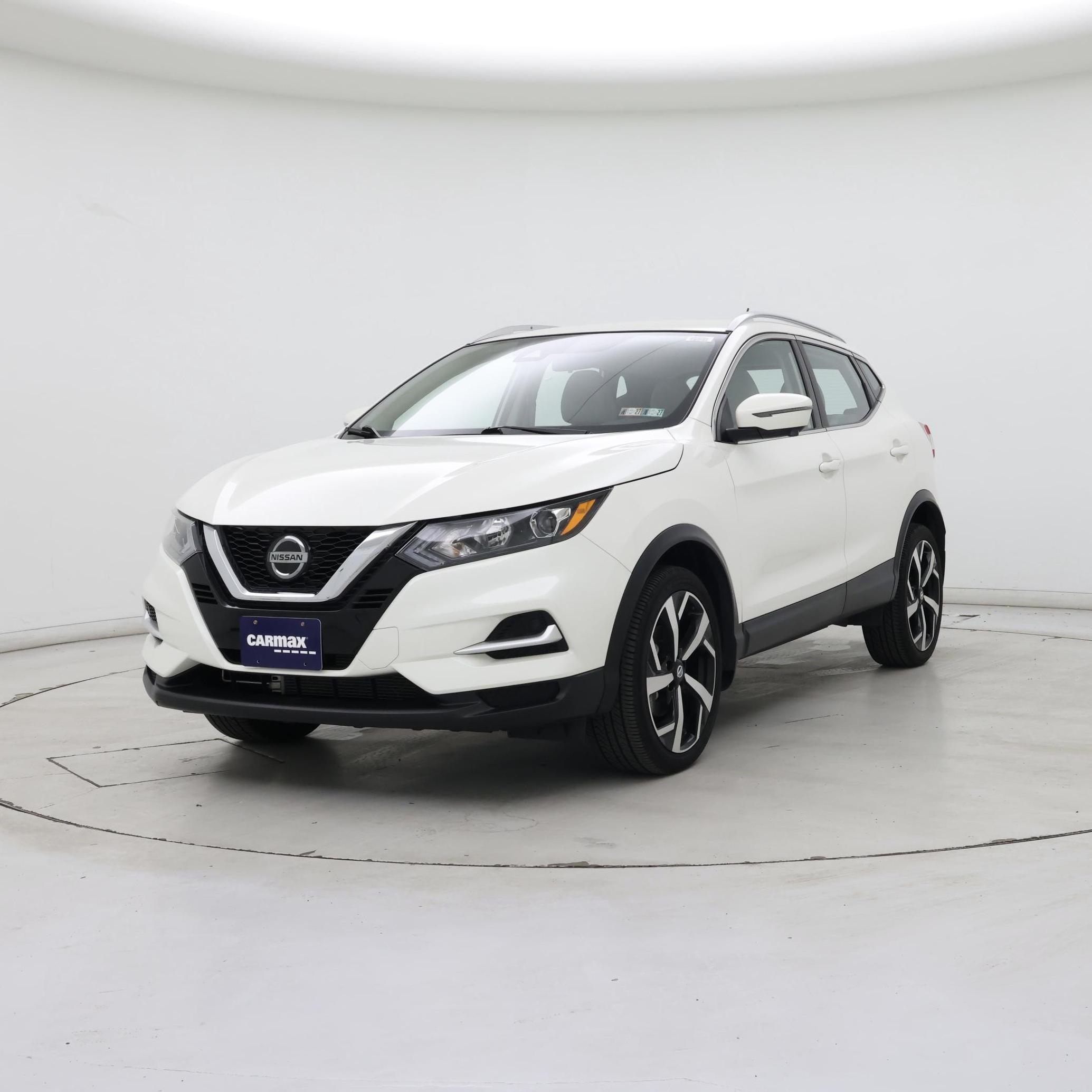 Thumbnail: 2022 Nissan Rogue Sport - 4