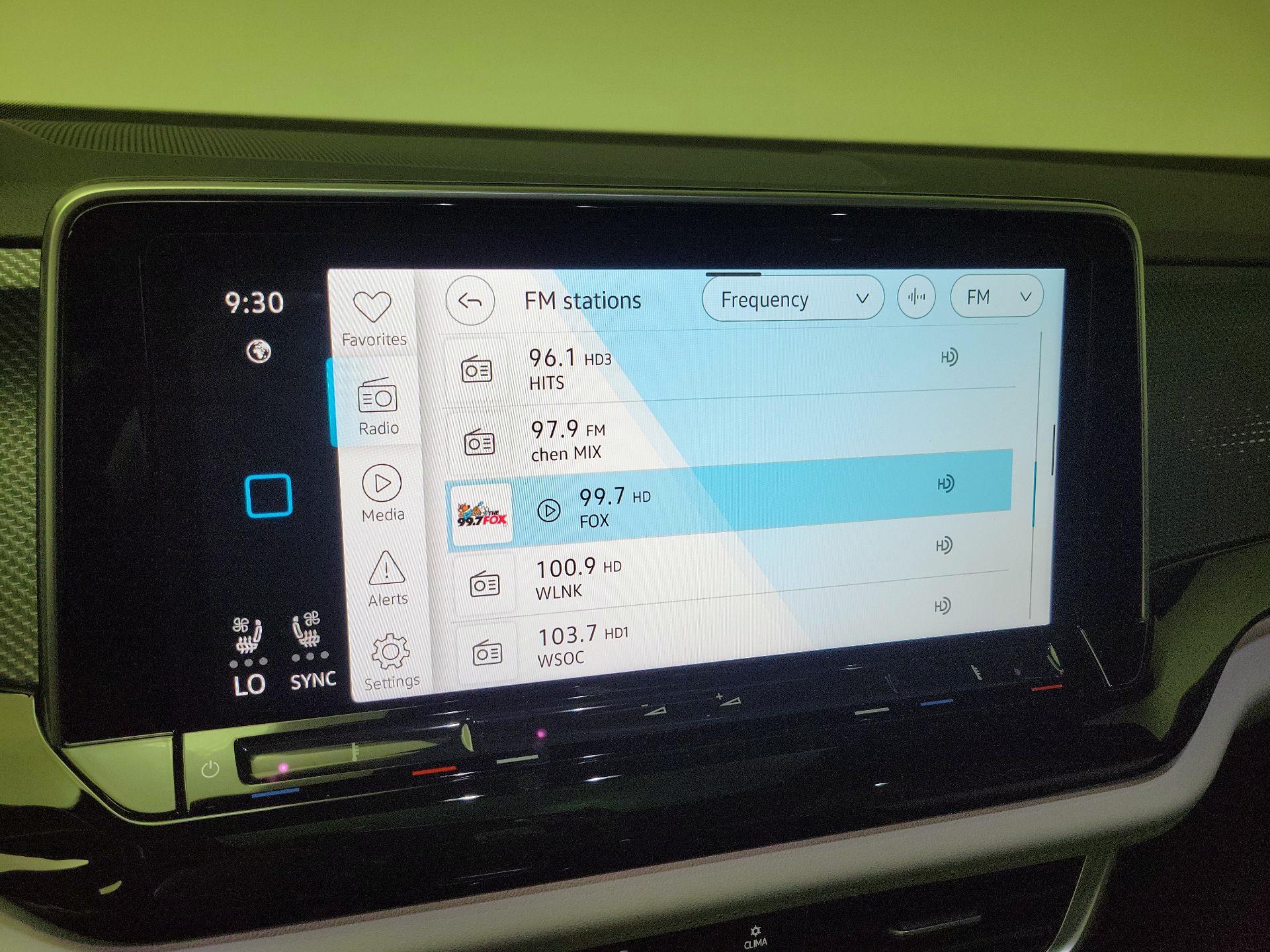 Thumbnail: 2025 Volkswagen Atlas - 16