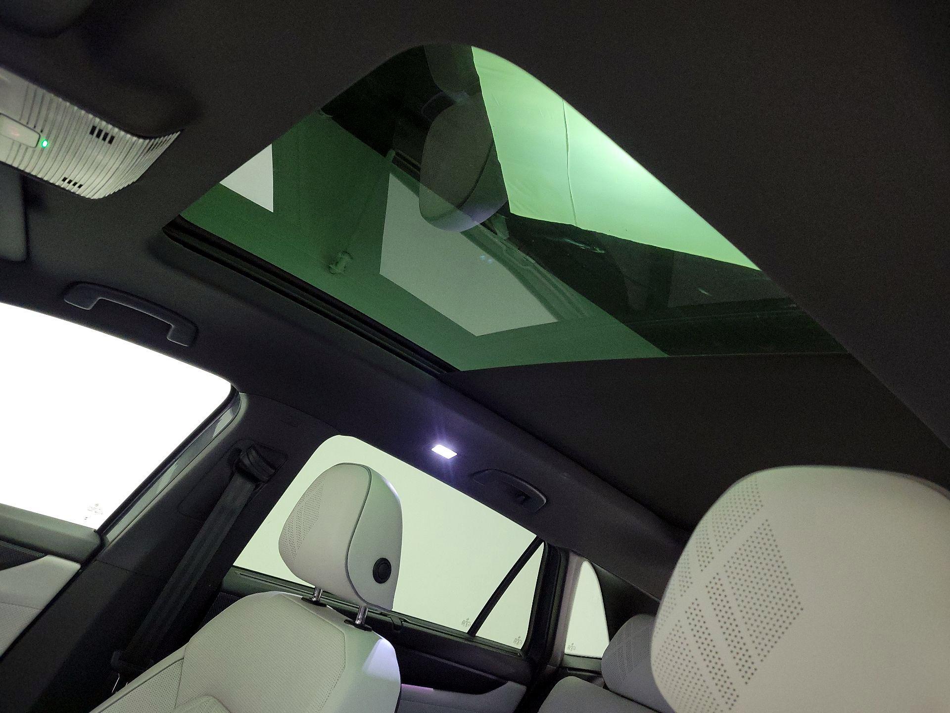 Thumbnail: 2025 Volkswagen Atlas - 20