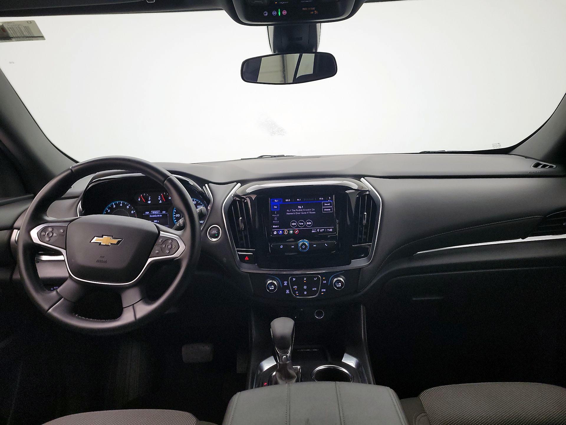 Thumbnail: 2023 Chevrolet Traverse - 9