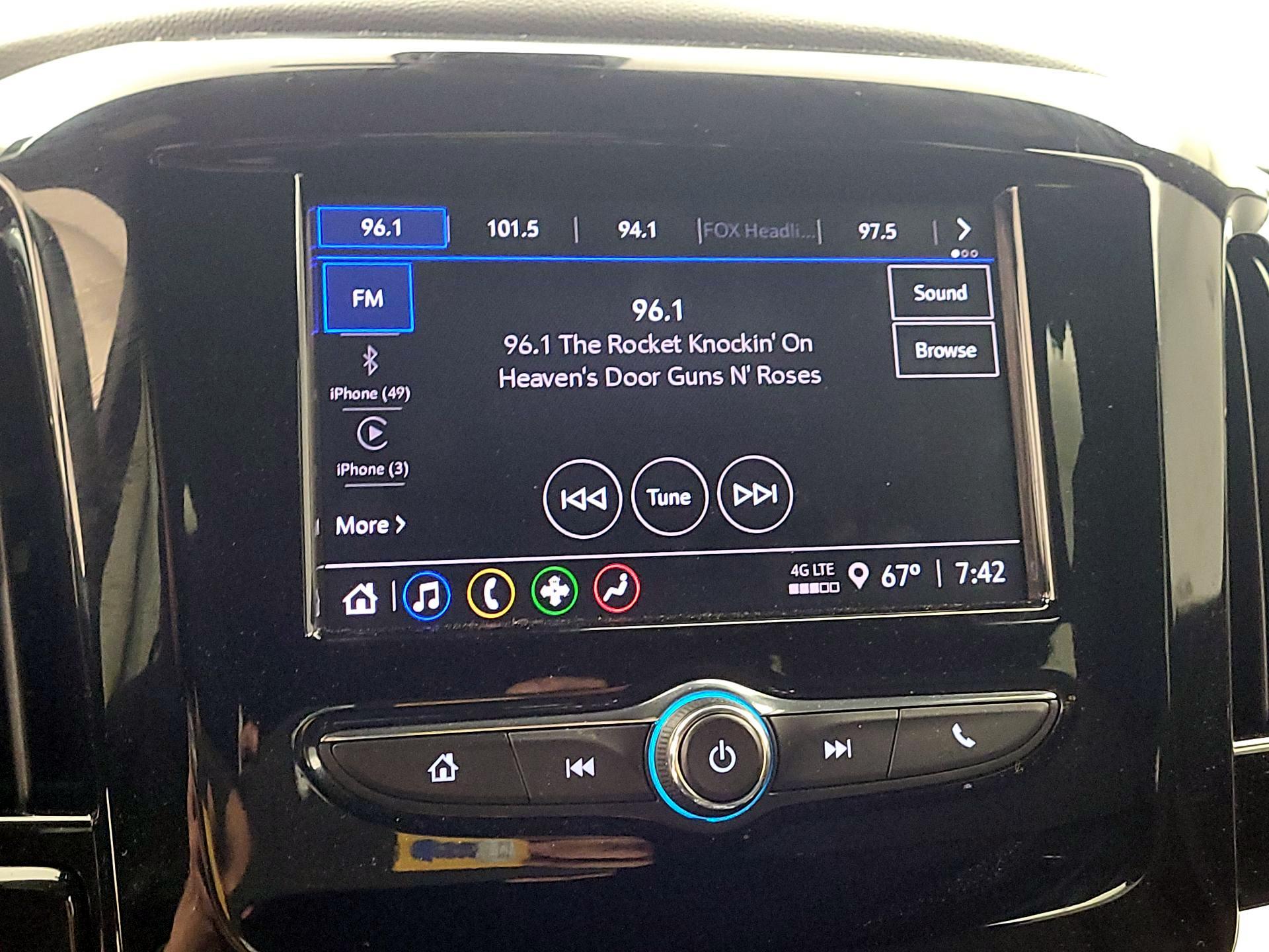 Thumbnail: 2023 Chevrolet Traverse - 15