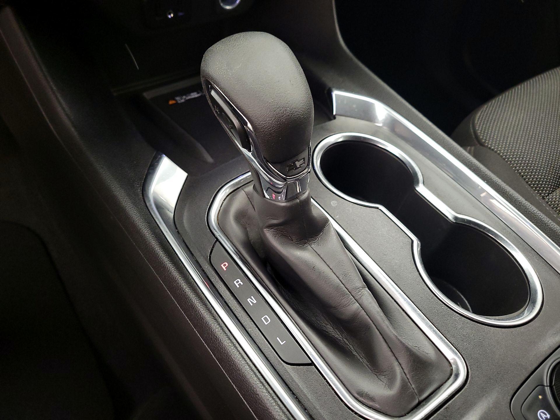 Thumbnail: 2023 Chevrolet Traverse - 17