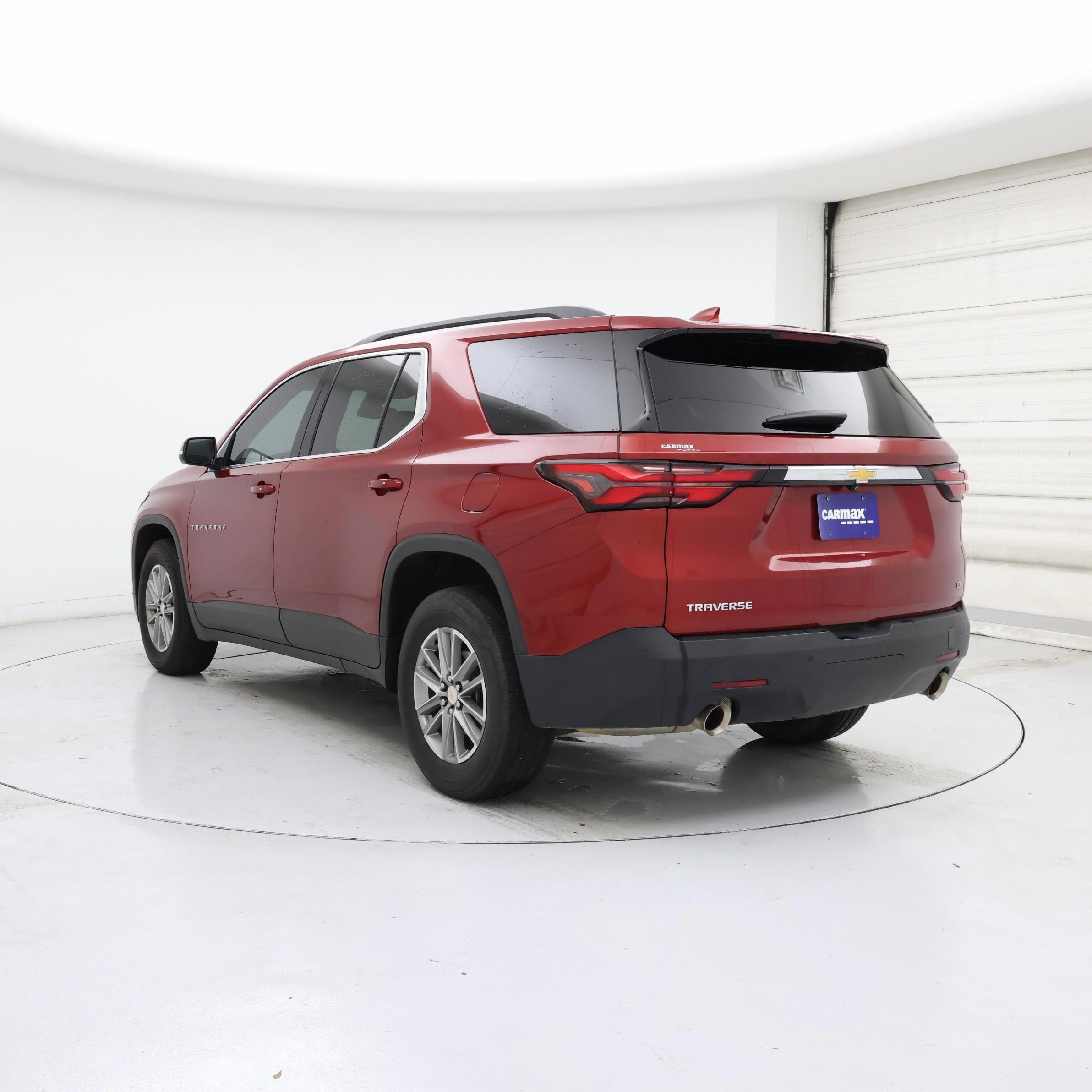 Thumbnail: 2023 Chevrolet Traverse - 2