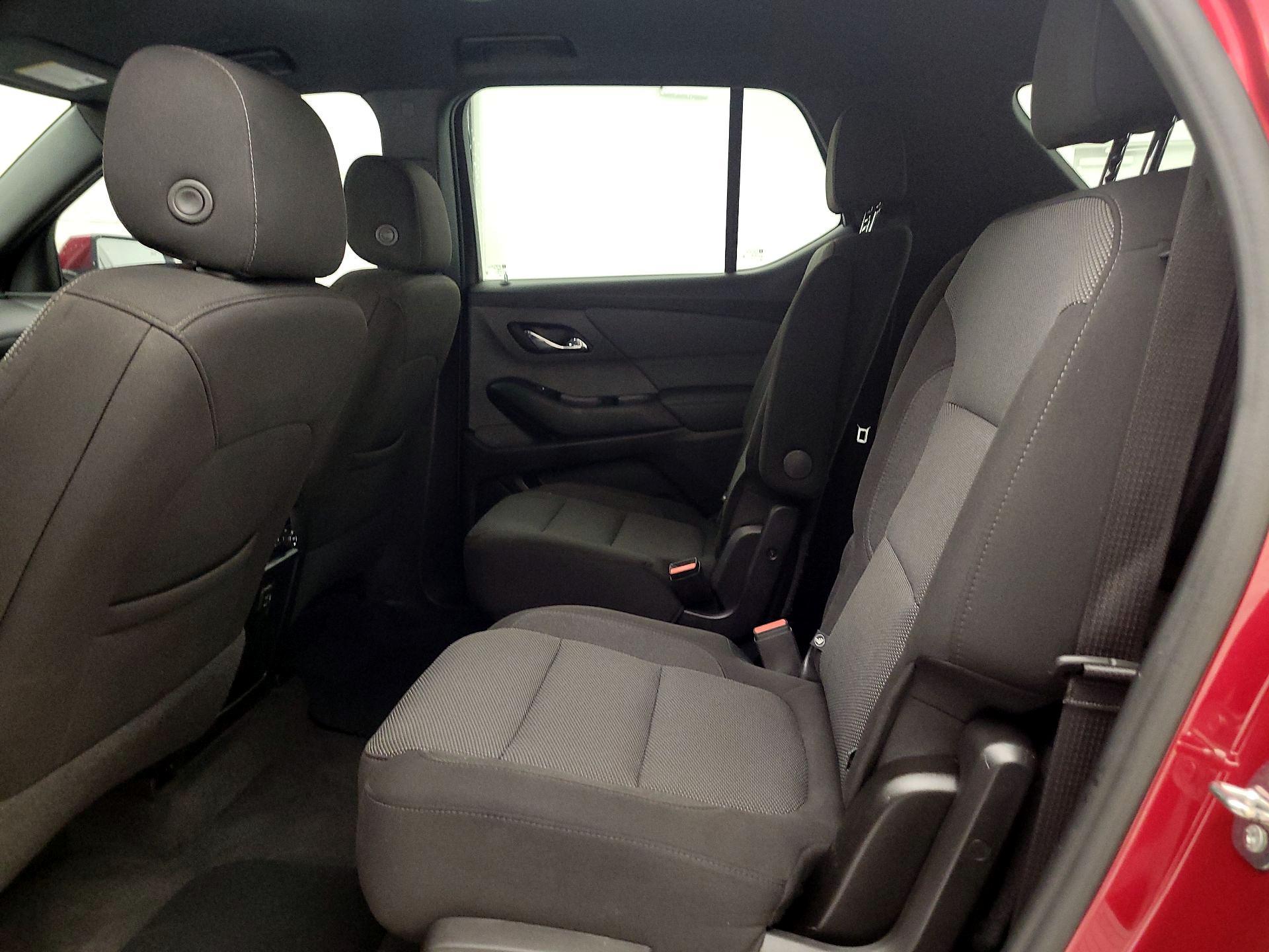 Thumbnail: 2023 Chevrolet Traverse - 19