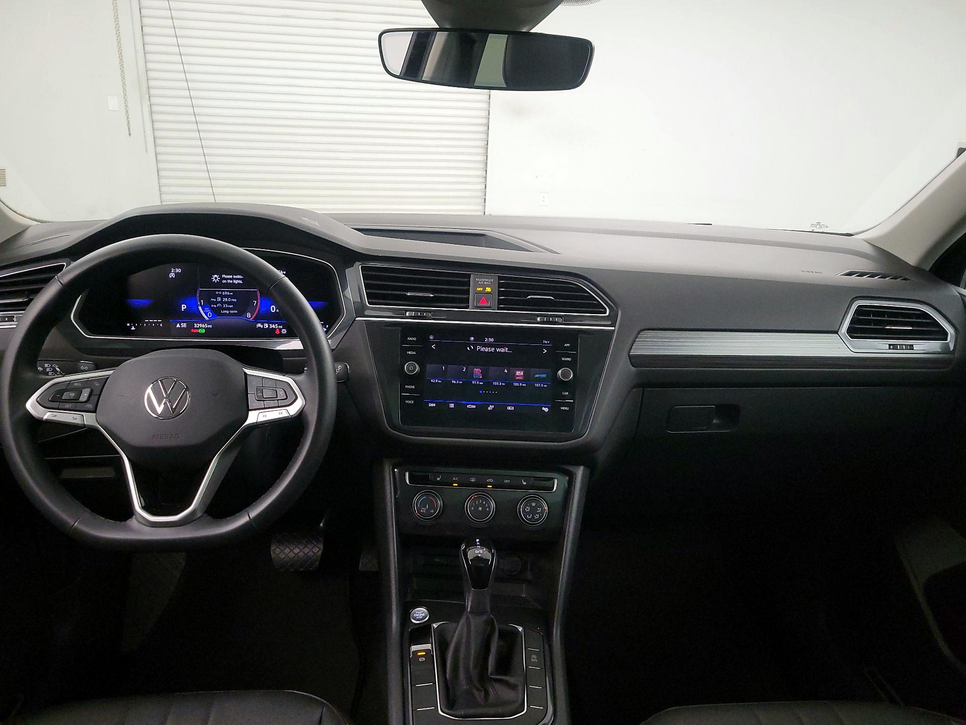 Thumbnail: 2024 Volkswagen Tiguan - 9