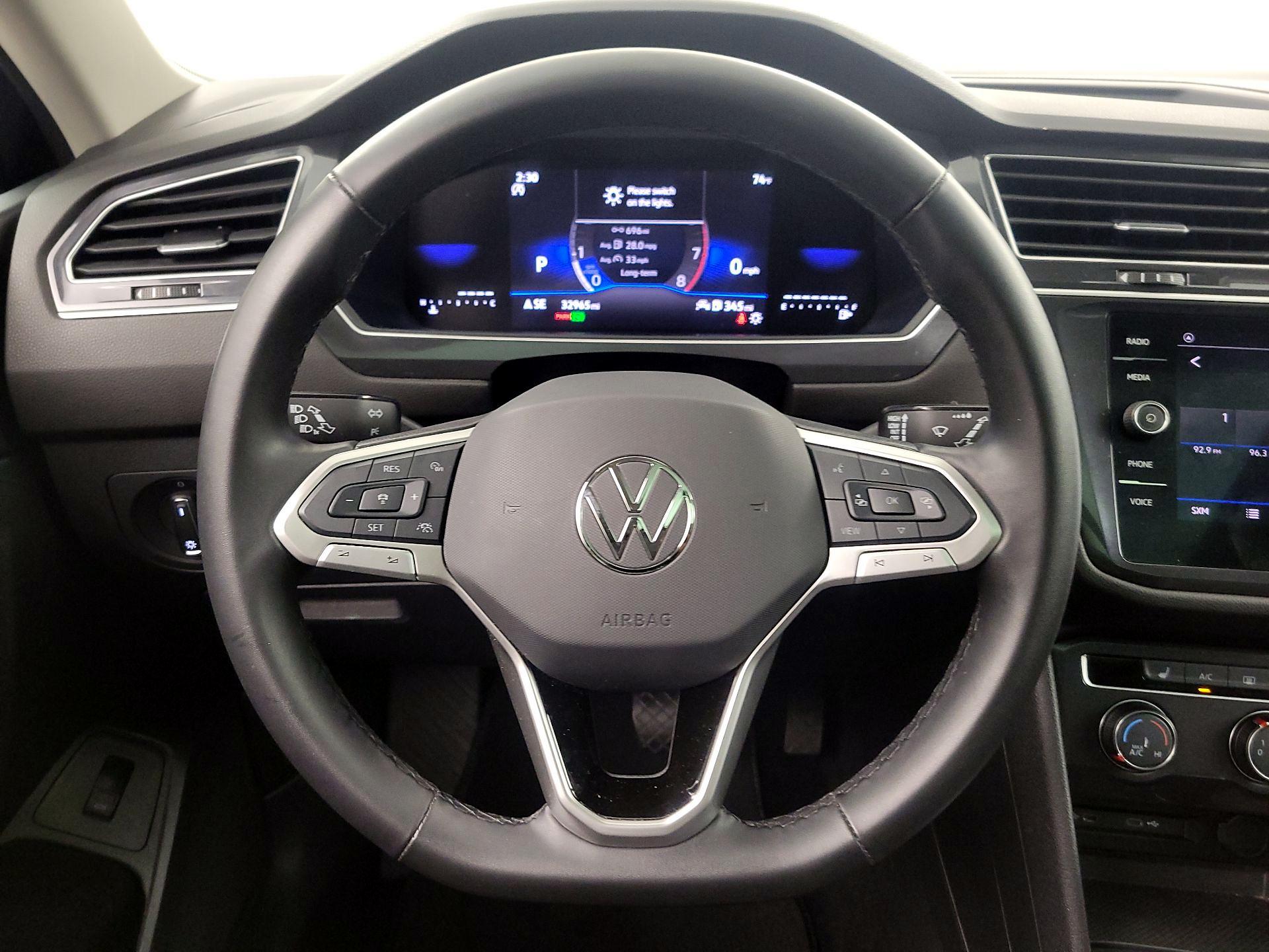 Thumbnail: 2024 Volkswagen Tiguan - 10