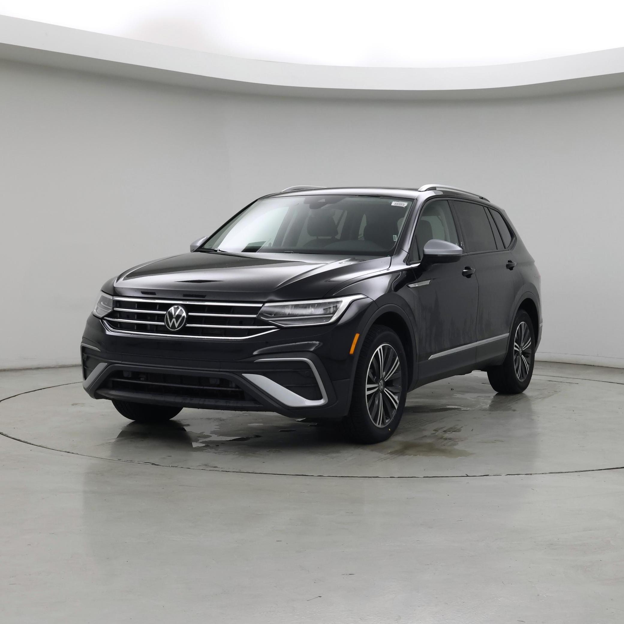 Thumbnail: 2024 Volkswagen Tiguan - 4