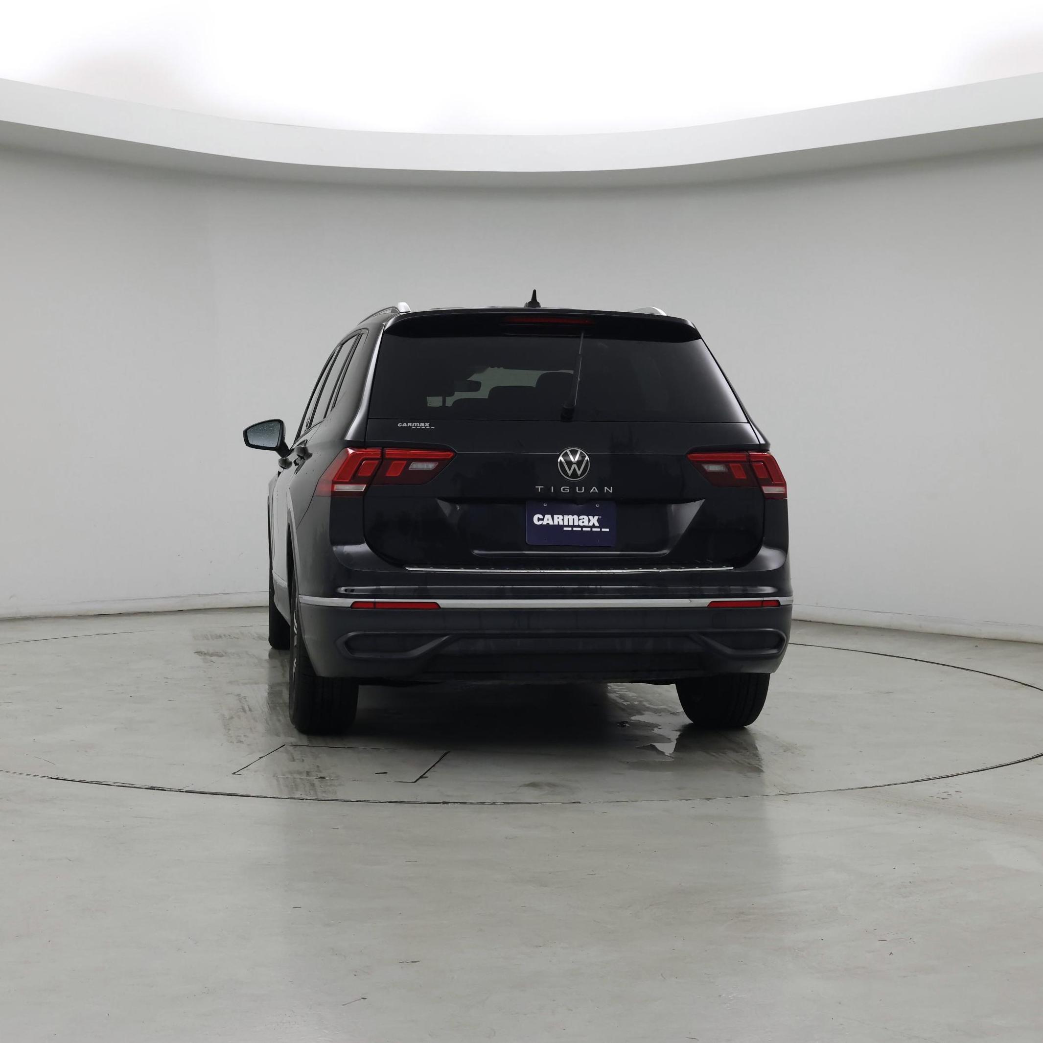 Thumbnail: 2024 Volkswagen Tiguan - 6