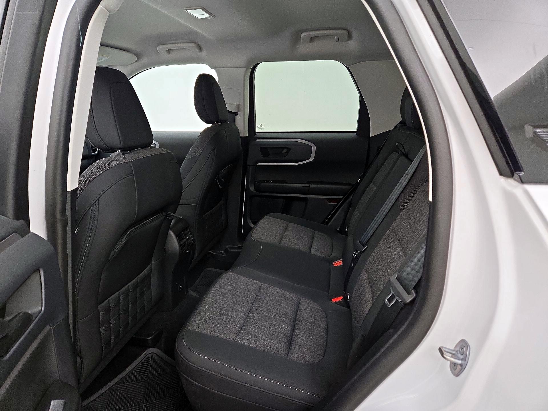 Thumbnail: 2022 Ford Bronco Sport - 19